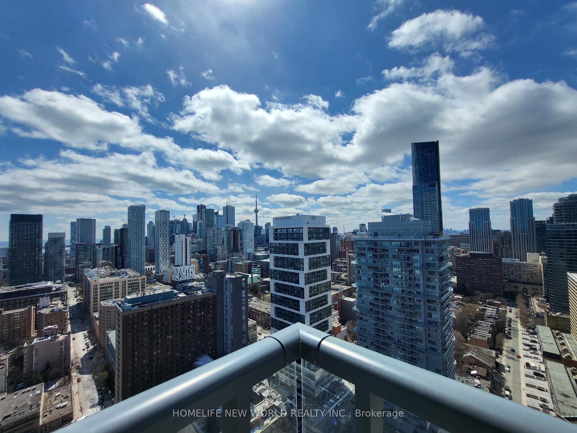 308 Jarvis Street 3203, Toronto, On M5b 0e3