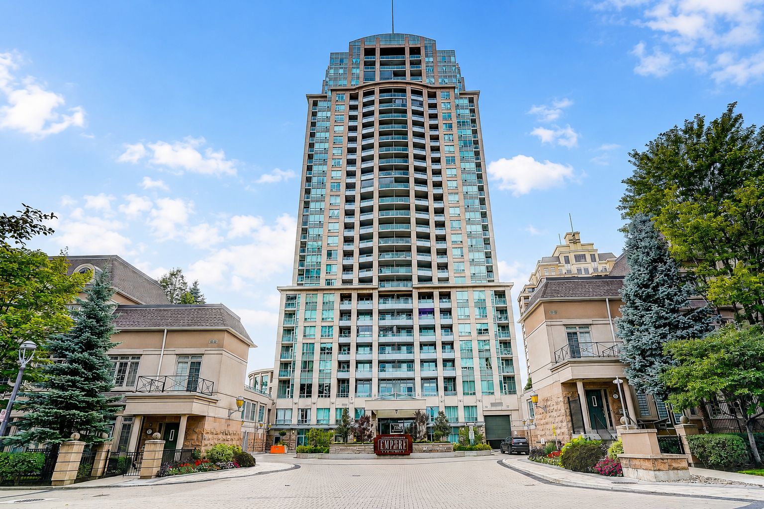 17 Barberry Place 1014, Toronto, On M2k 1g9