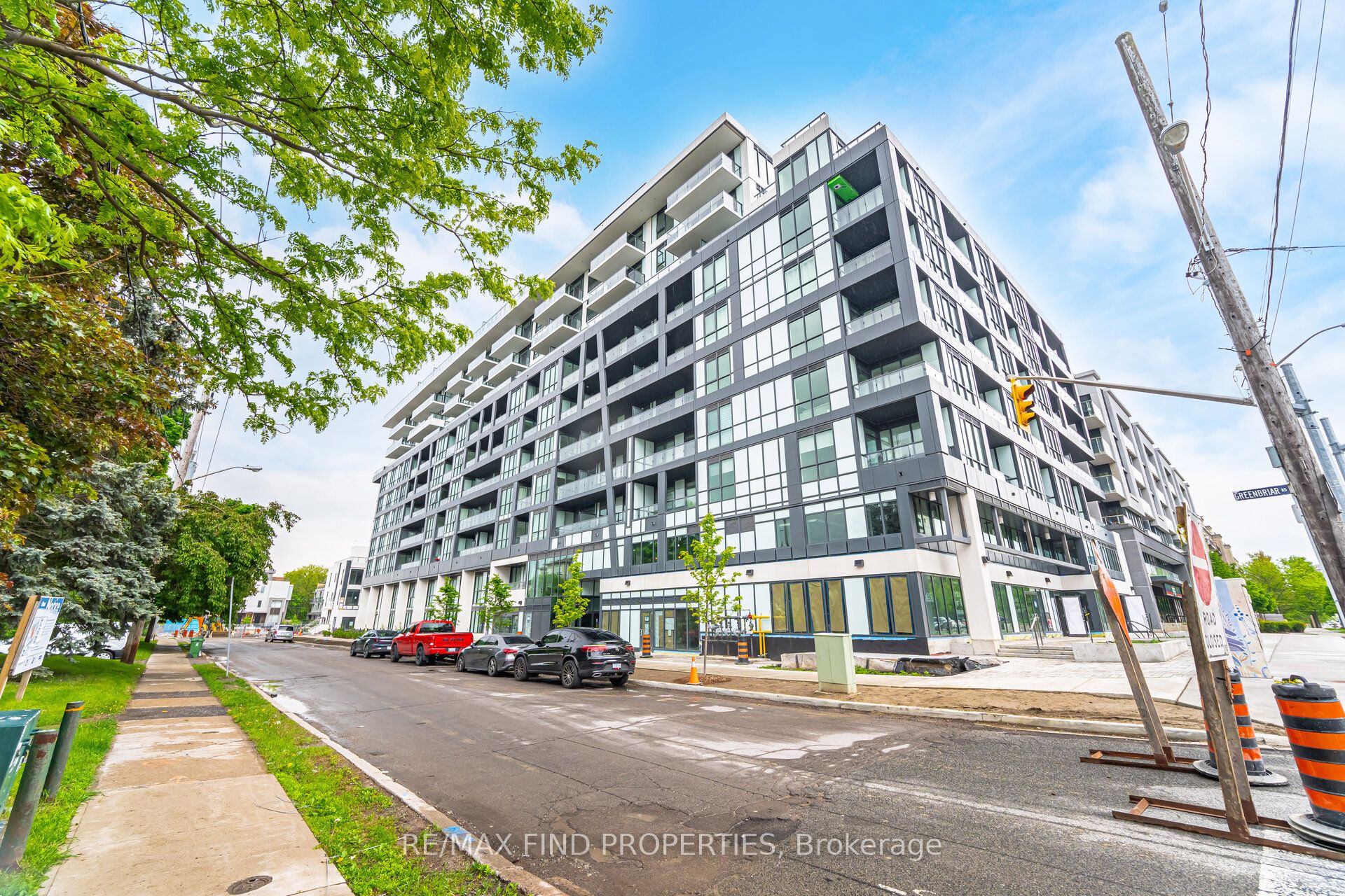6 Greenbriar Road 910, Toronto, On M2k 0h6
