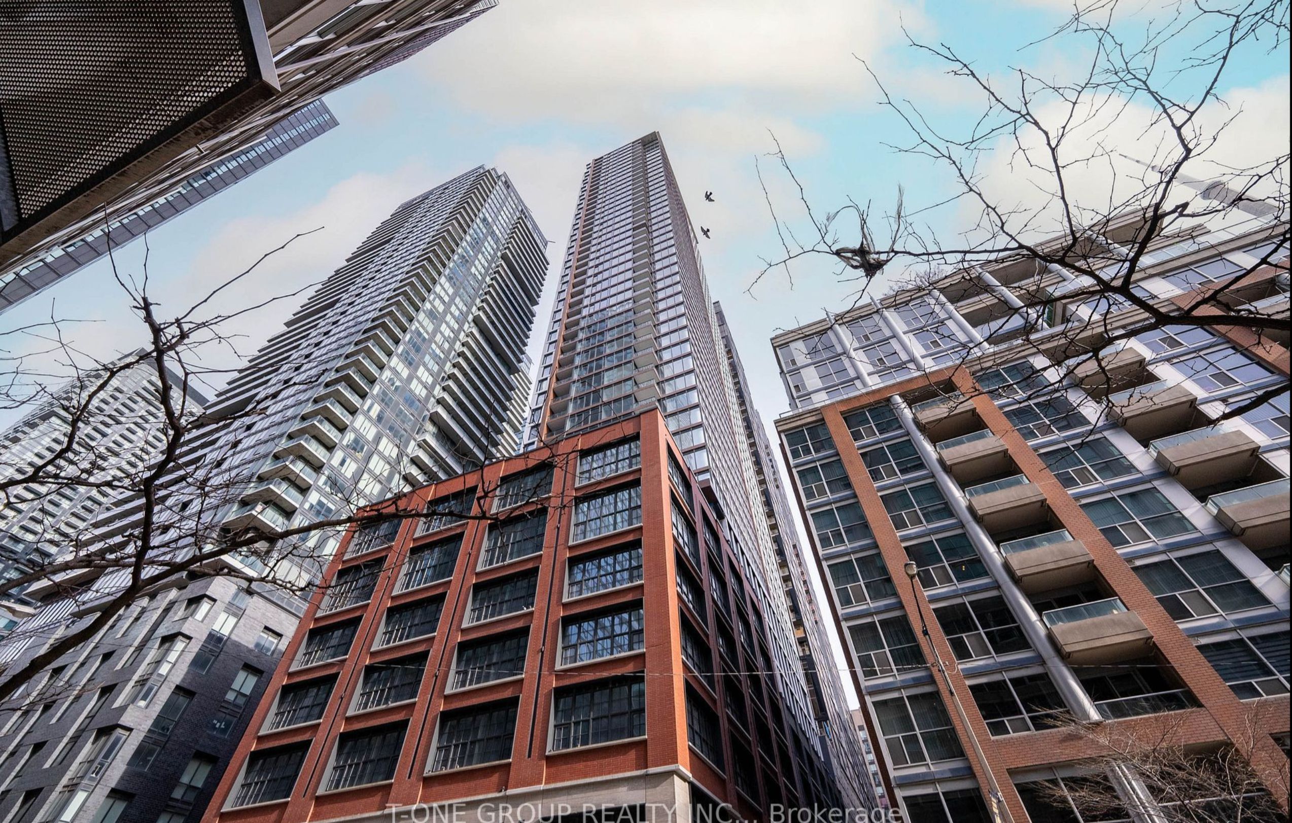 55 Mercer Street 1202, Toronto, On M5v 0w4