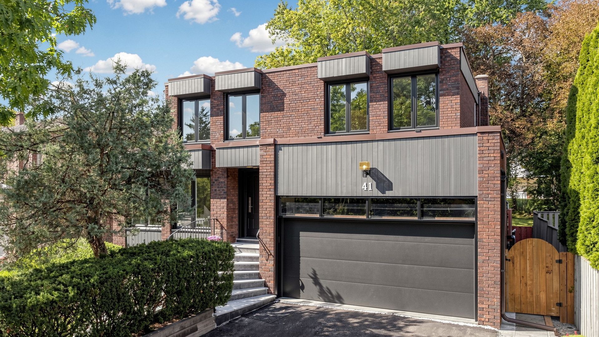 41 Beardmore Crescent, Toronto, On M2k 2p3