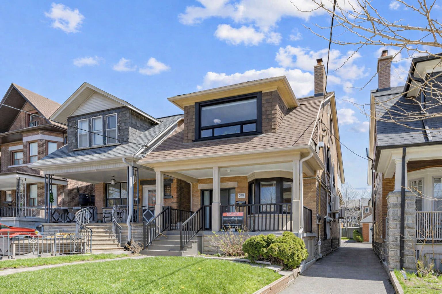 279 Lauder Avenue, Toronto, On M6e 3h5