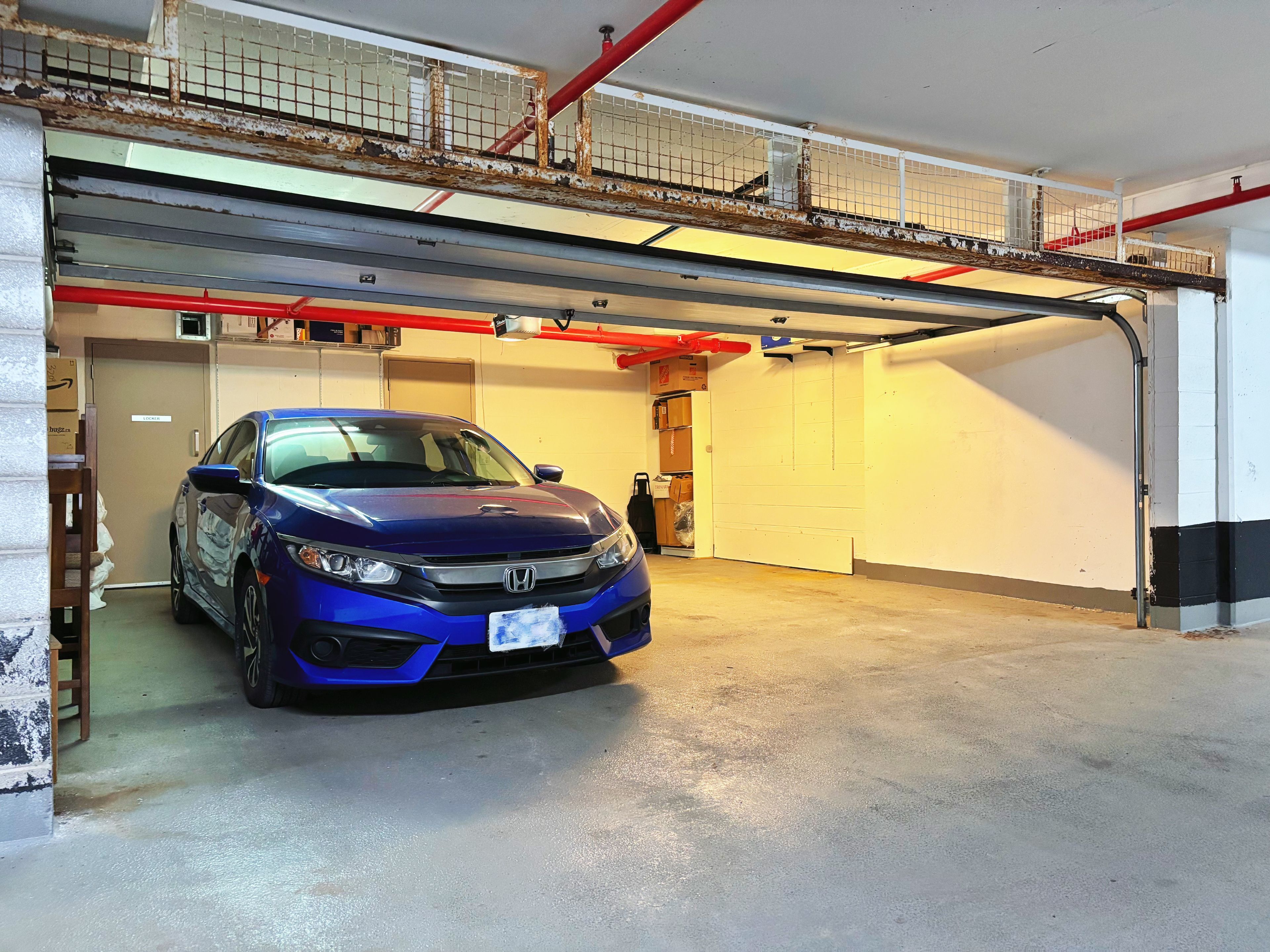 763 Bay Street Parking, Toronto, On M5g 2r3