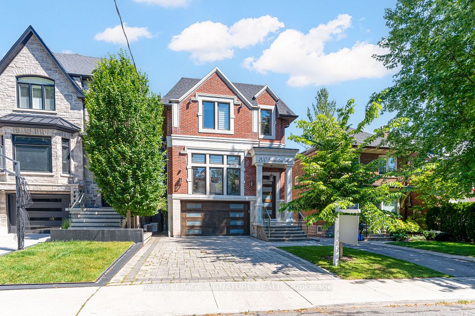 200 Snowdon Avenue, Toronto, On M4n 2b2