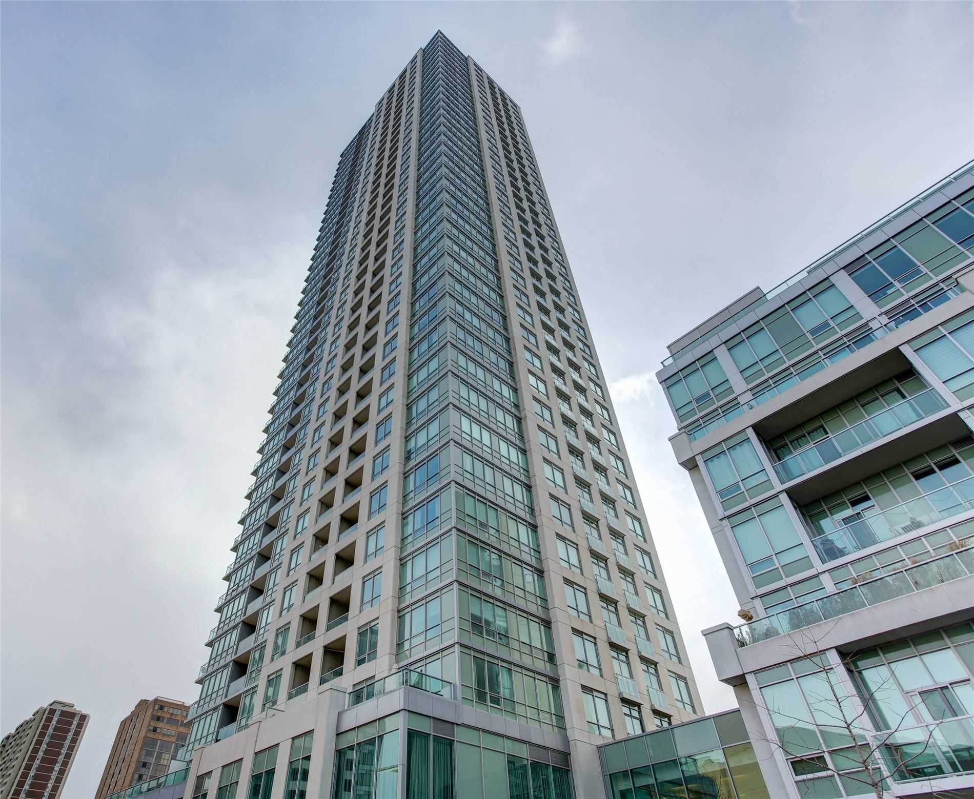120 Homewood Avenue 3705, Toronto, On M4y 2j3