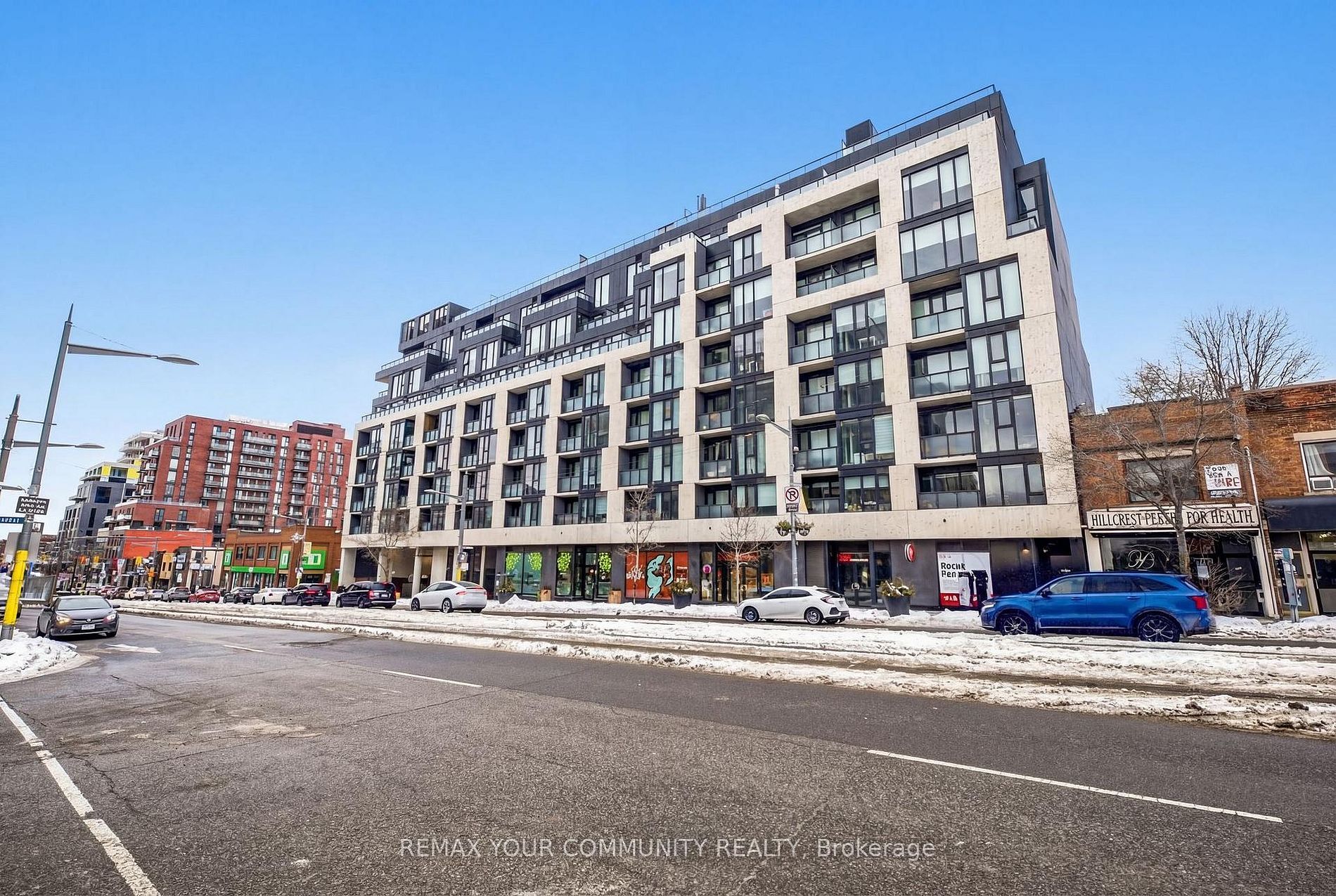840 St Clair Avenue W 808, Toronto, On M6c 0a4