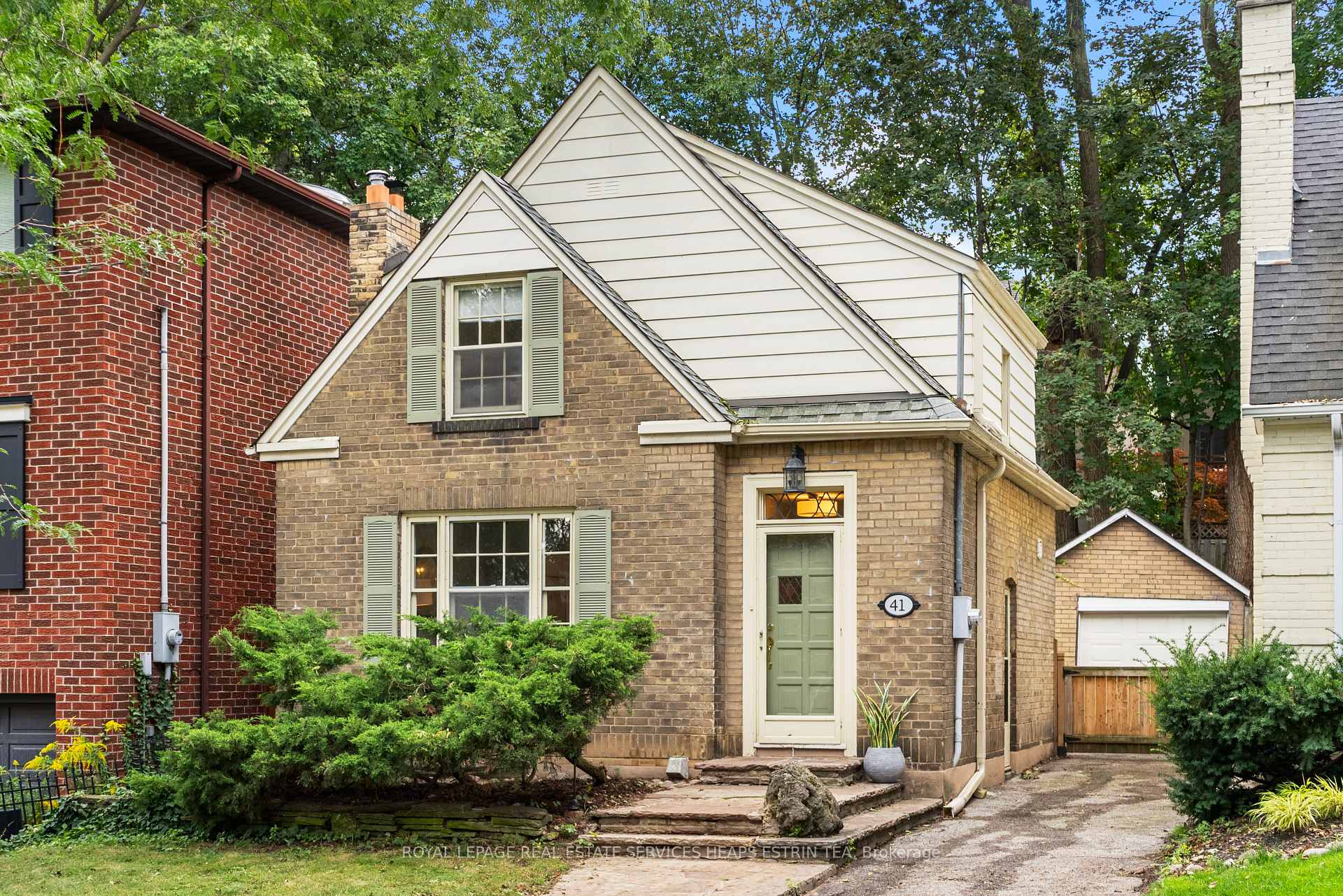 41 Fairfield Road, Toronto, On M4p 1s9