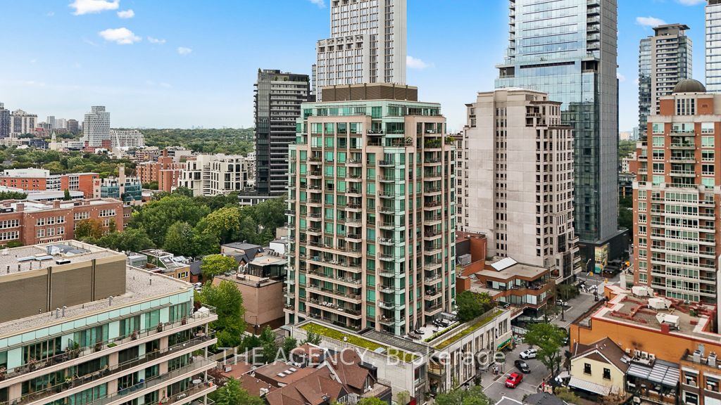 80 Yorkville Avenue 902, Toronto, On M5r 2c2