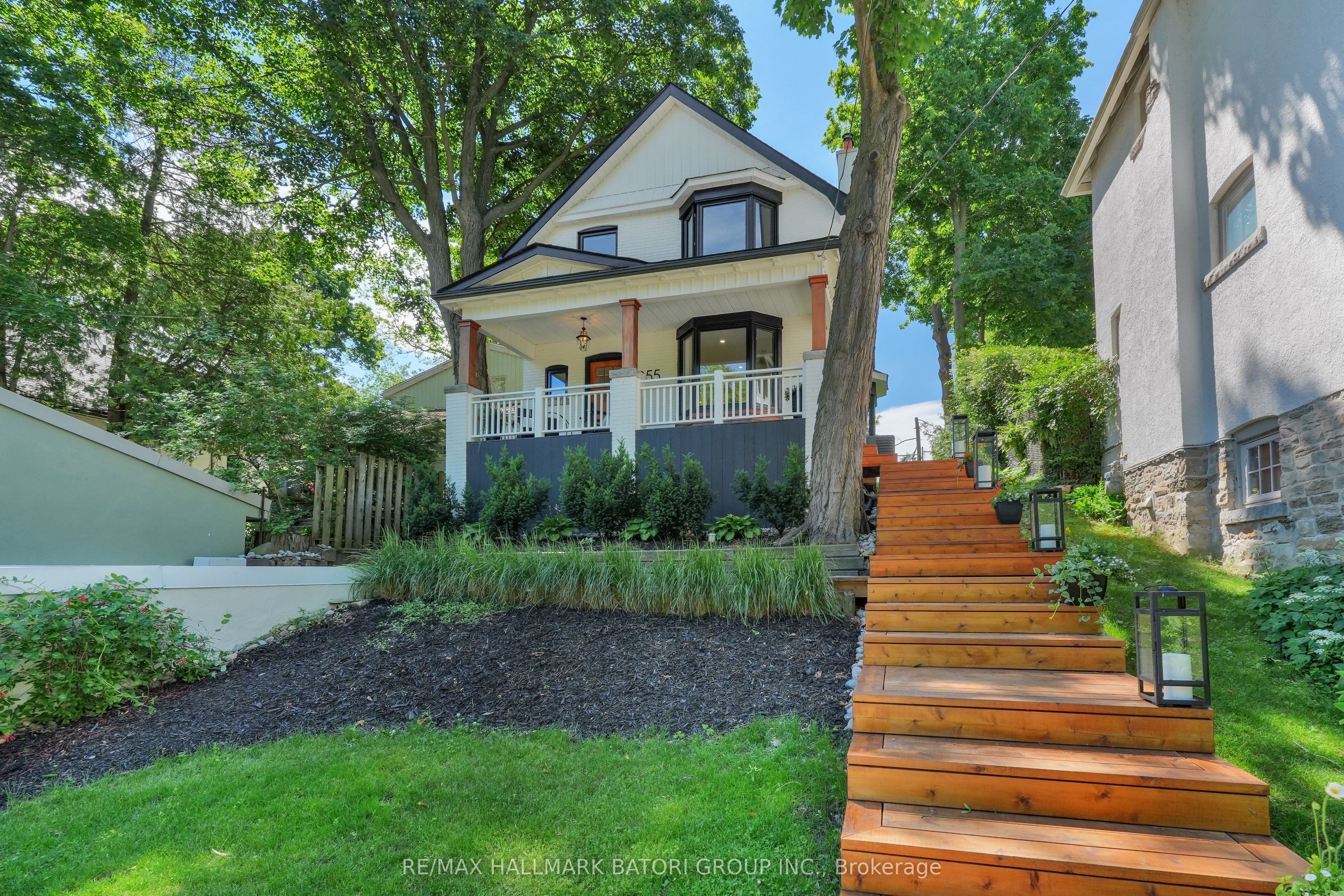 255 Blythwood Road, Toronto, On M4n 1a7