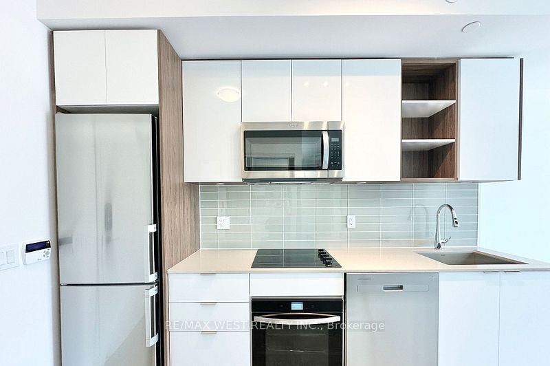 543 Richmond Street W 616, Toronto, On M5v 0w9