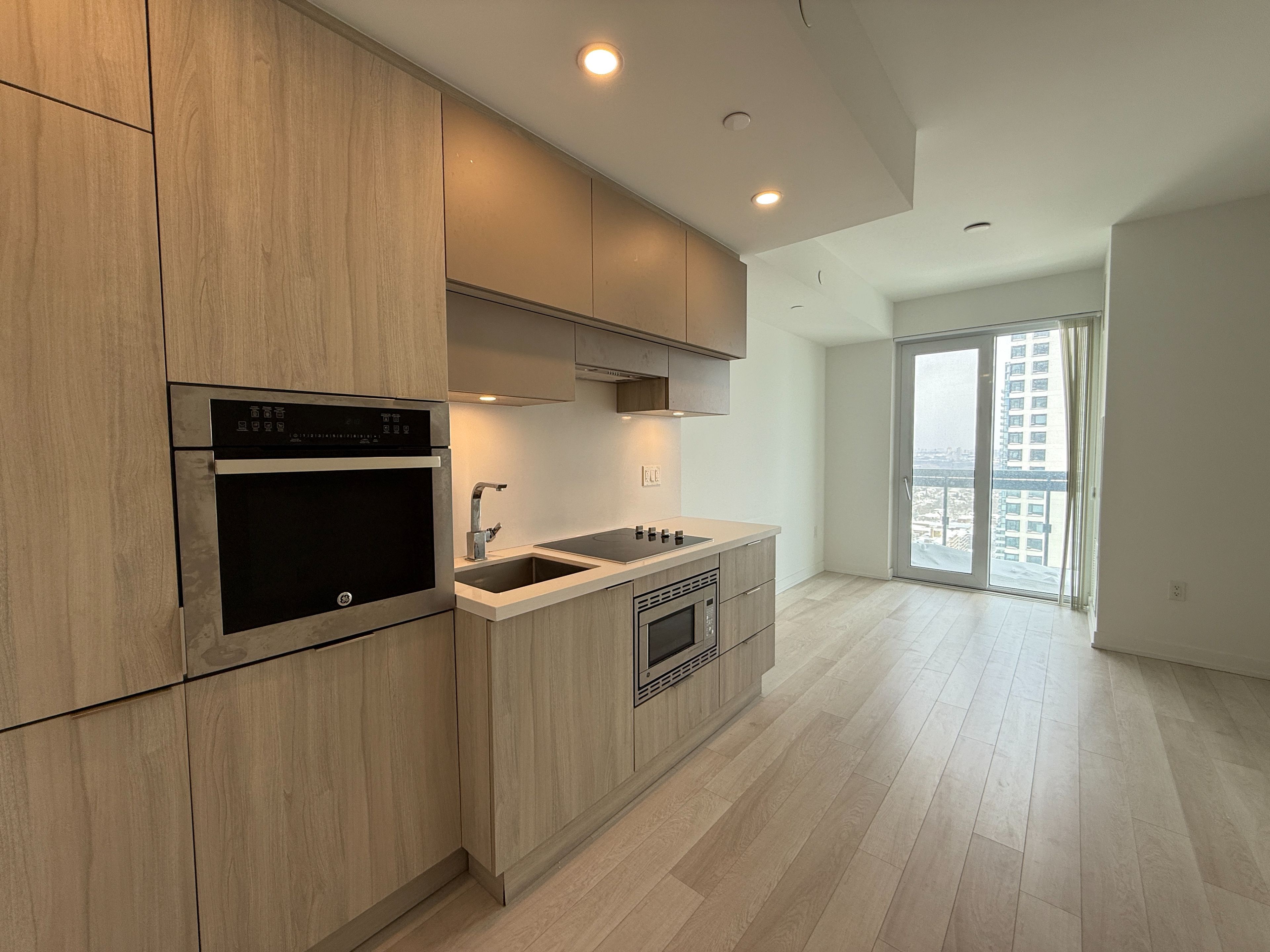 39 Roehampton Avenue 2901, Toronto, On M4p 1p9
