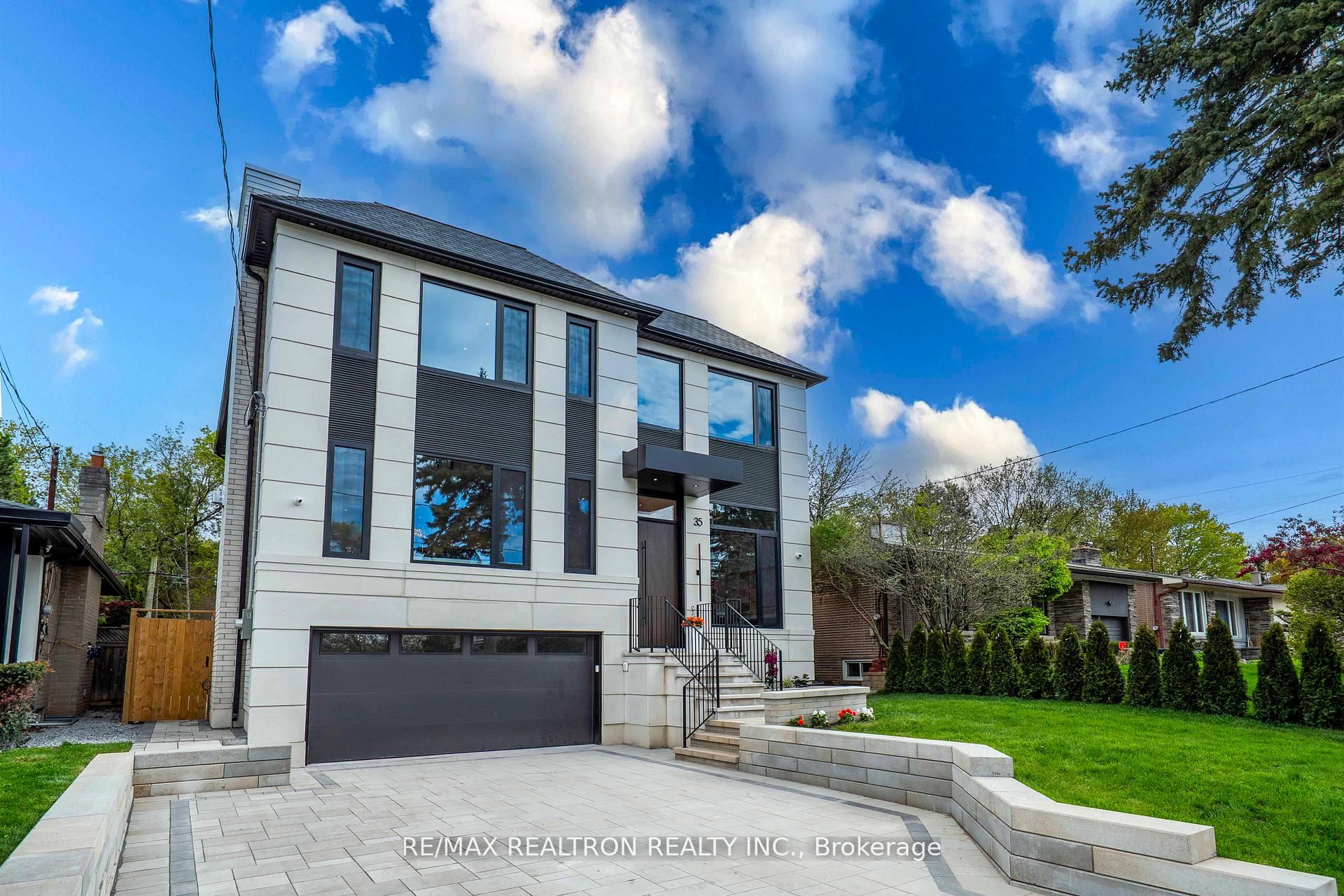 35 Foxwarren Drive, Toronto, On M2k 1l1