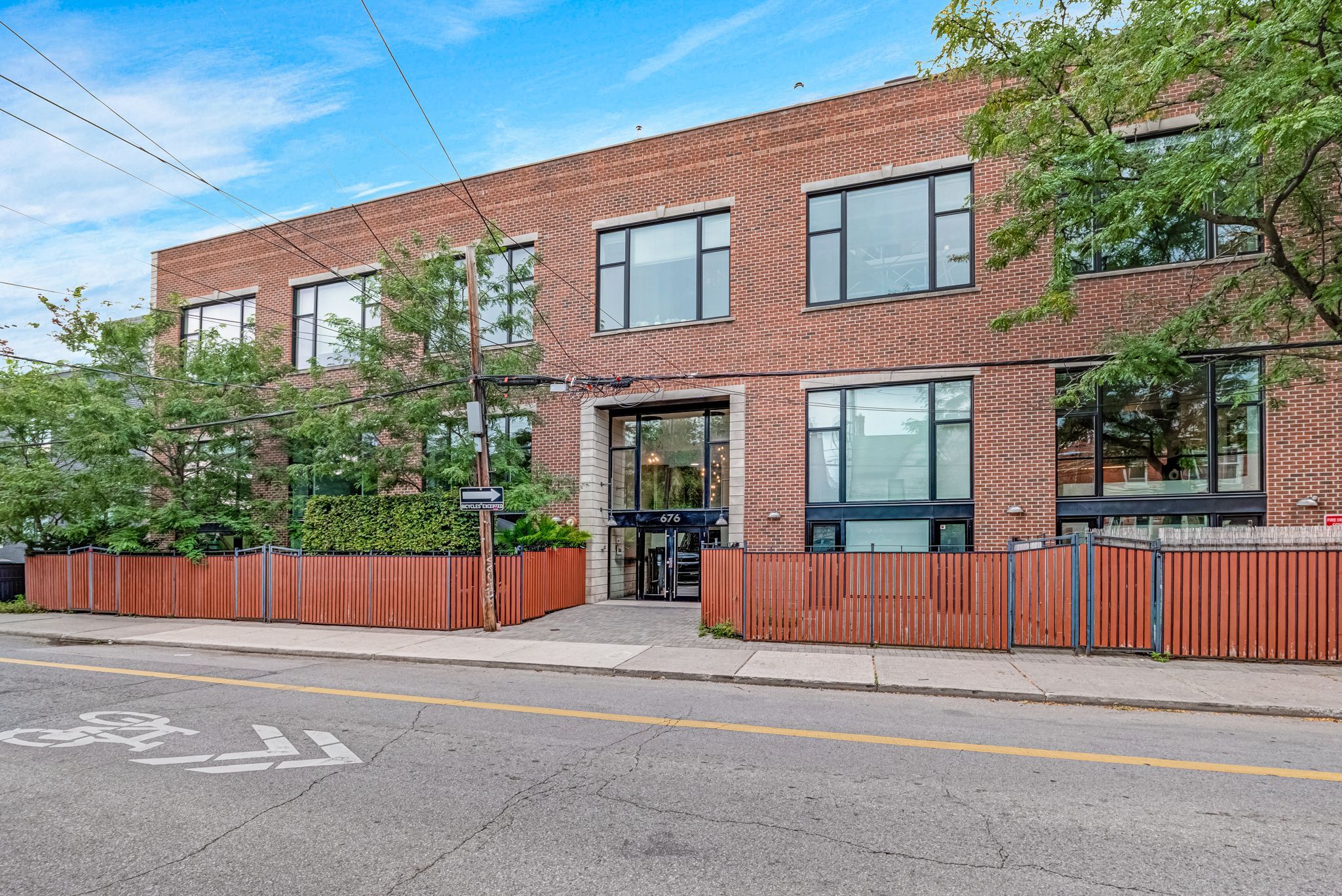 676 Richmond Street W 108, Toronto, On M6j 1c3
