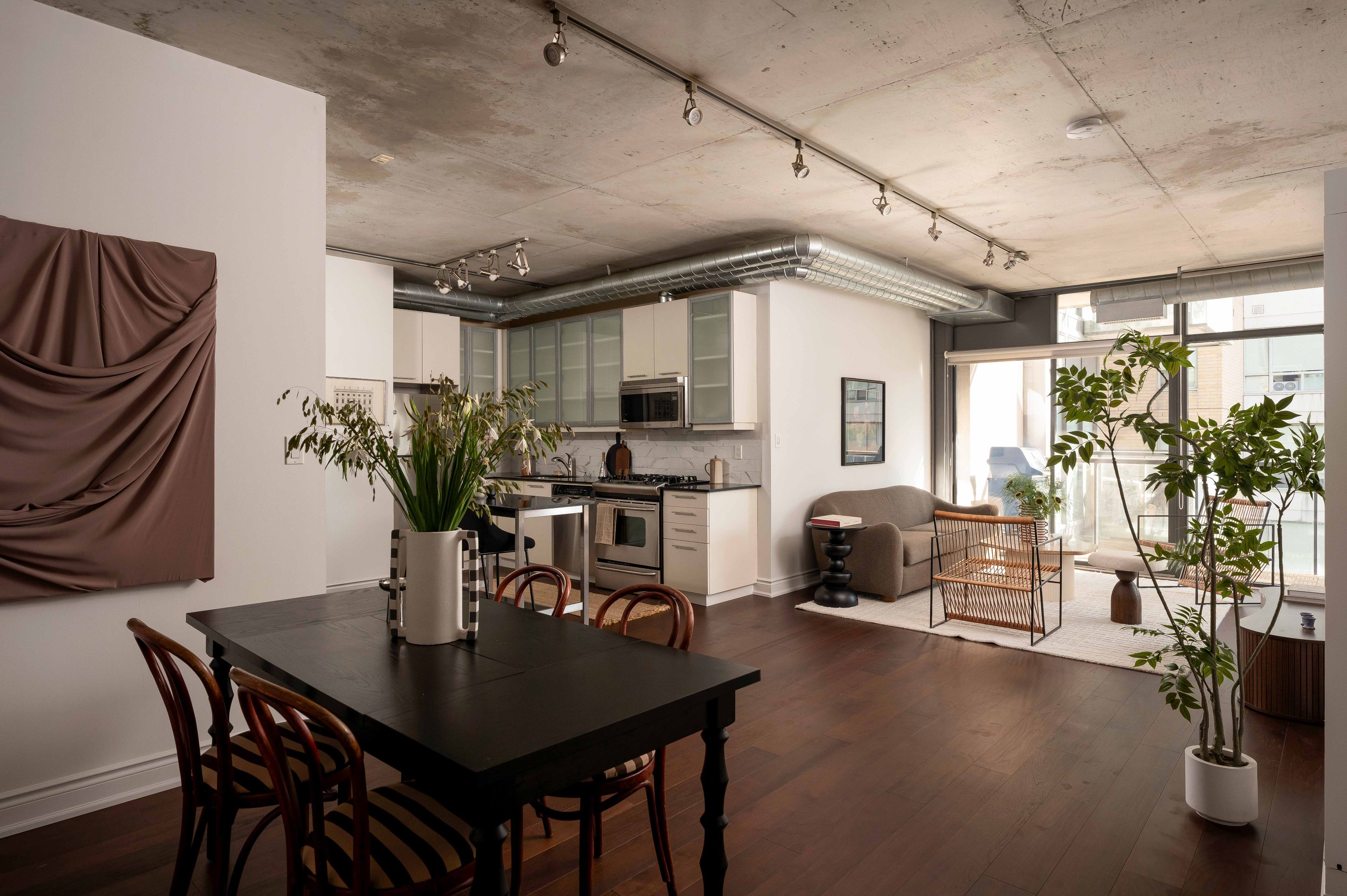 533 Richmond Street W 605, Toronto, On M5v 3y1