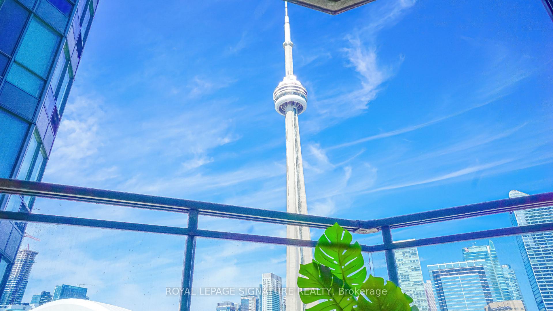 230 Queens Quay W 1726, Toronto, On M5j 2y7