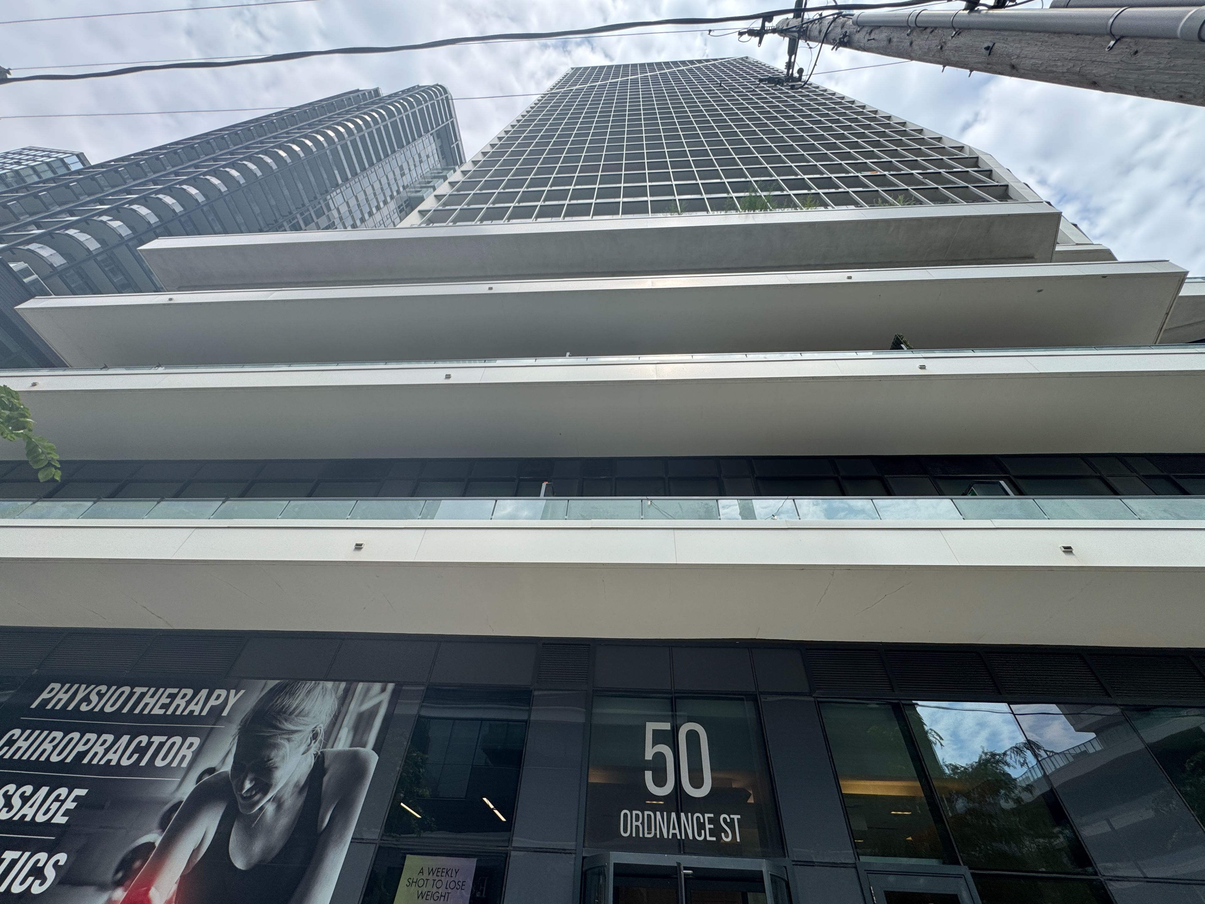 50 Ordnance Street N 1602, Toronto, On M6k 0c9