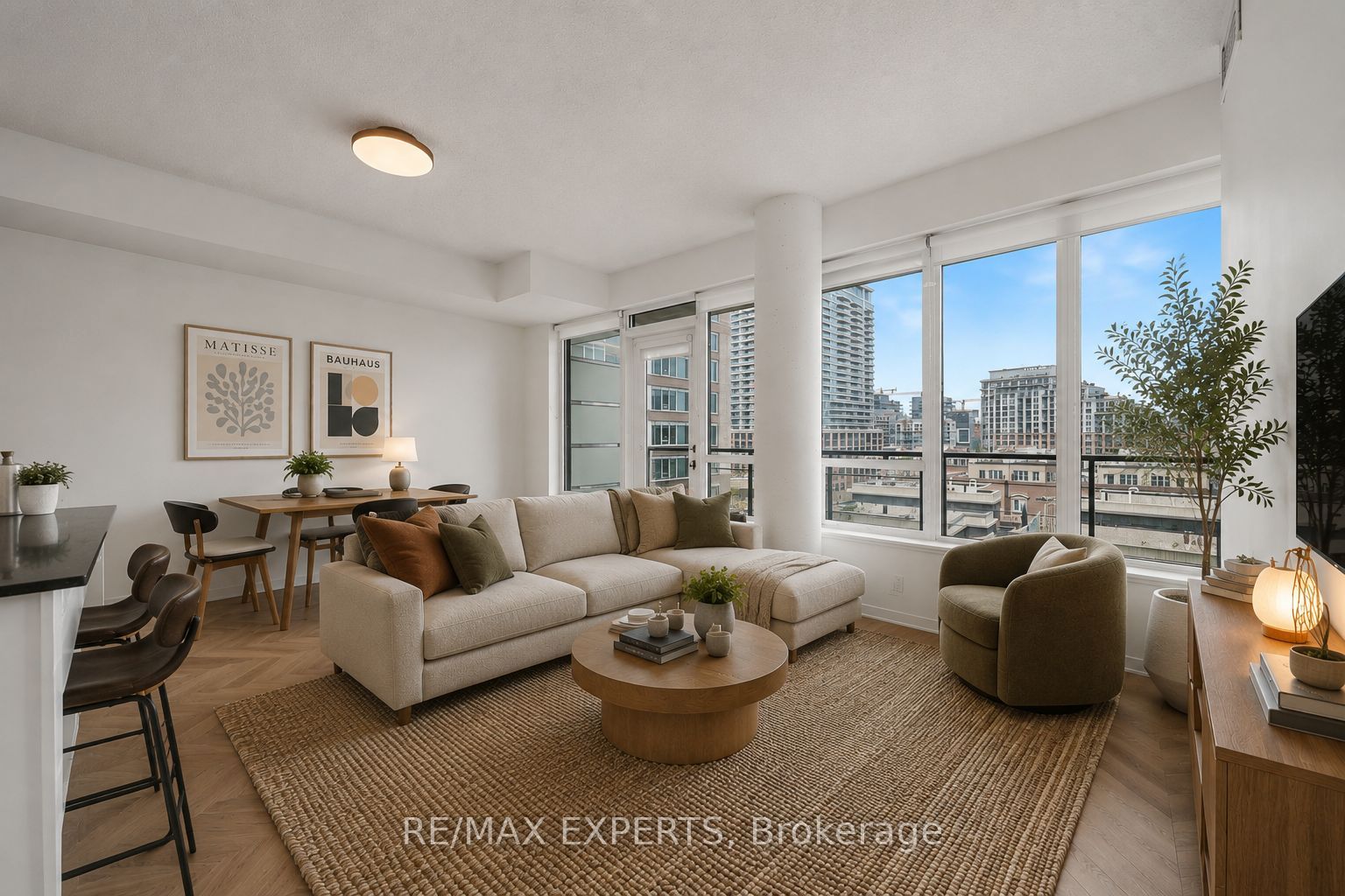 55 East Liberty Street 715, Toronto, On M6k 3p9