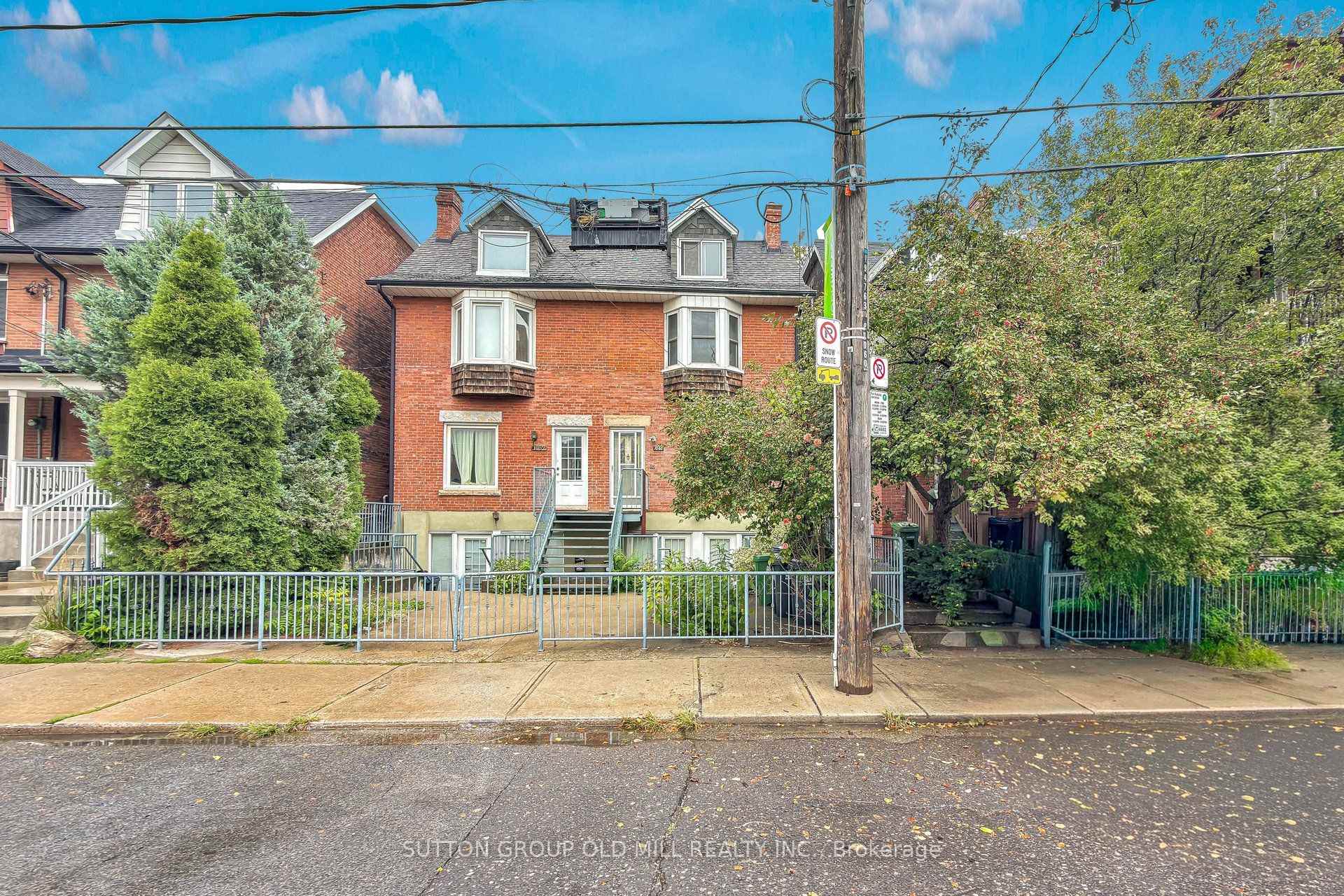 1060 College Street, Toronto, On M6h 1a9