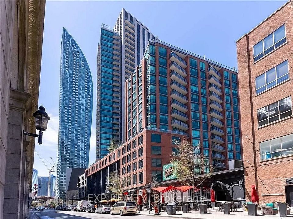 38 The Esplanade 702, Toronto, On M5e 1a5