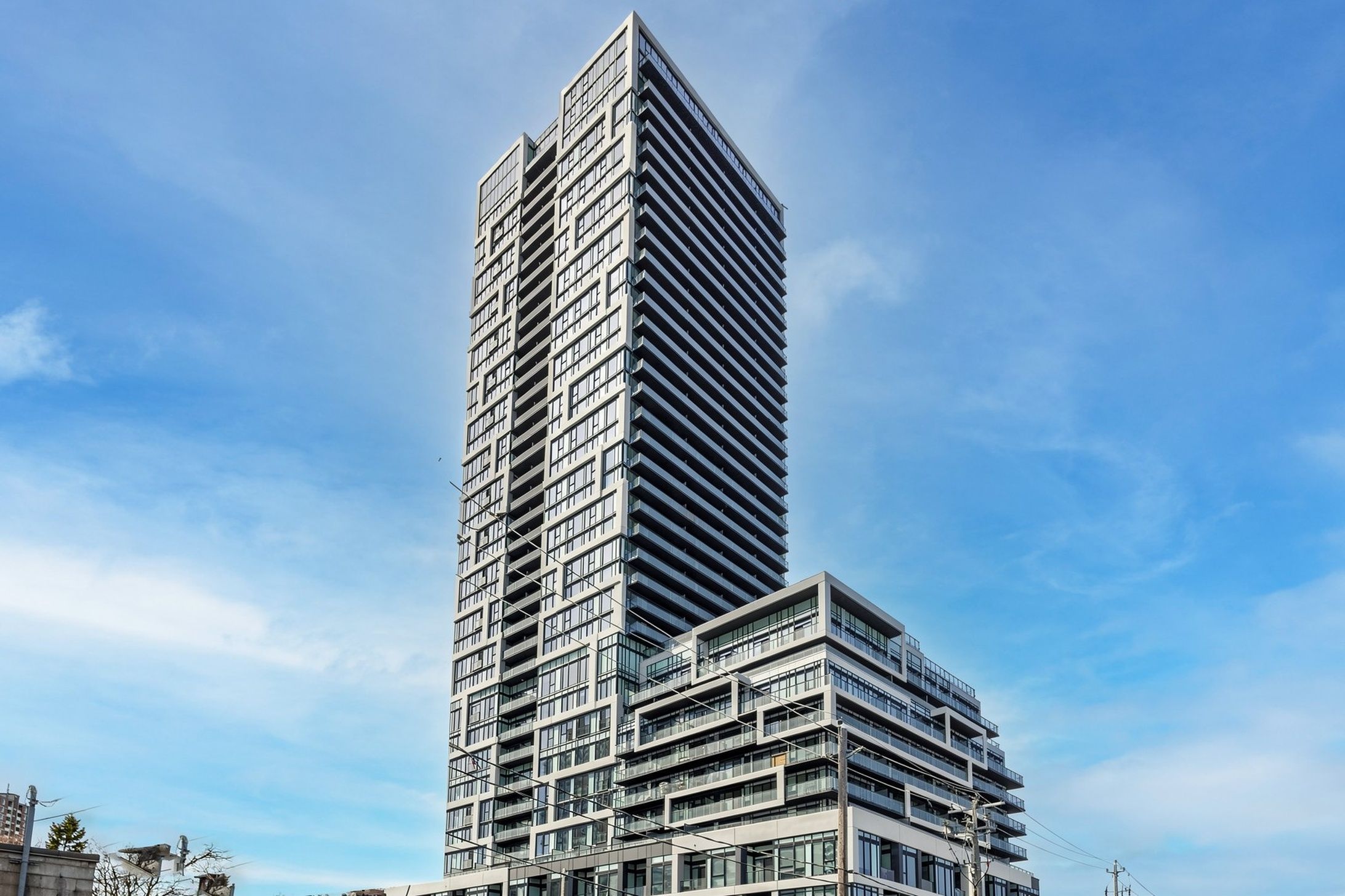 5 Defries Street 2502, Toronto, On M5a 0w7