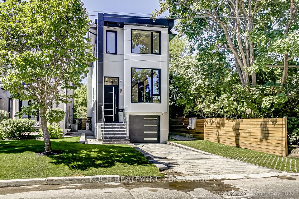184 Falkirk Street, Toronto, On M5m 4k6
