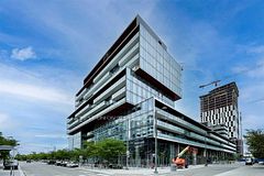 35 Rolling Mills Road N1007, Toronto, On M5a 0v6