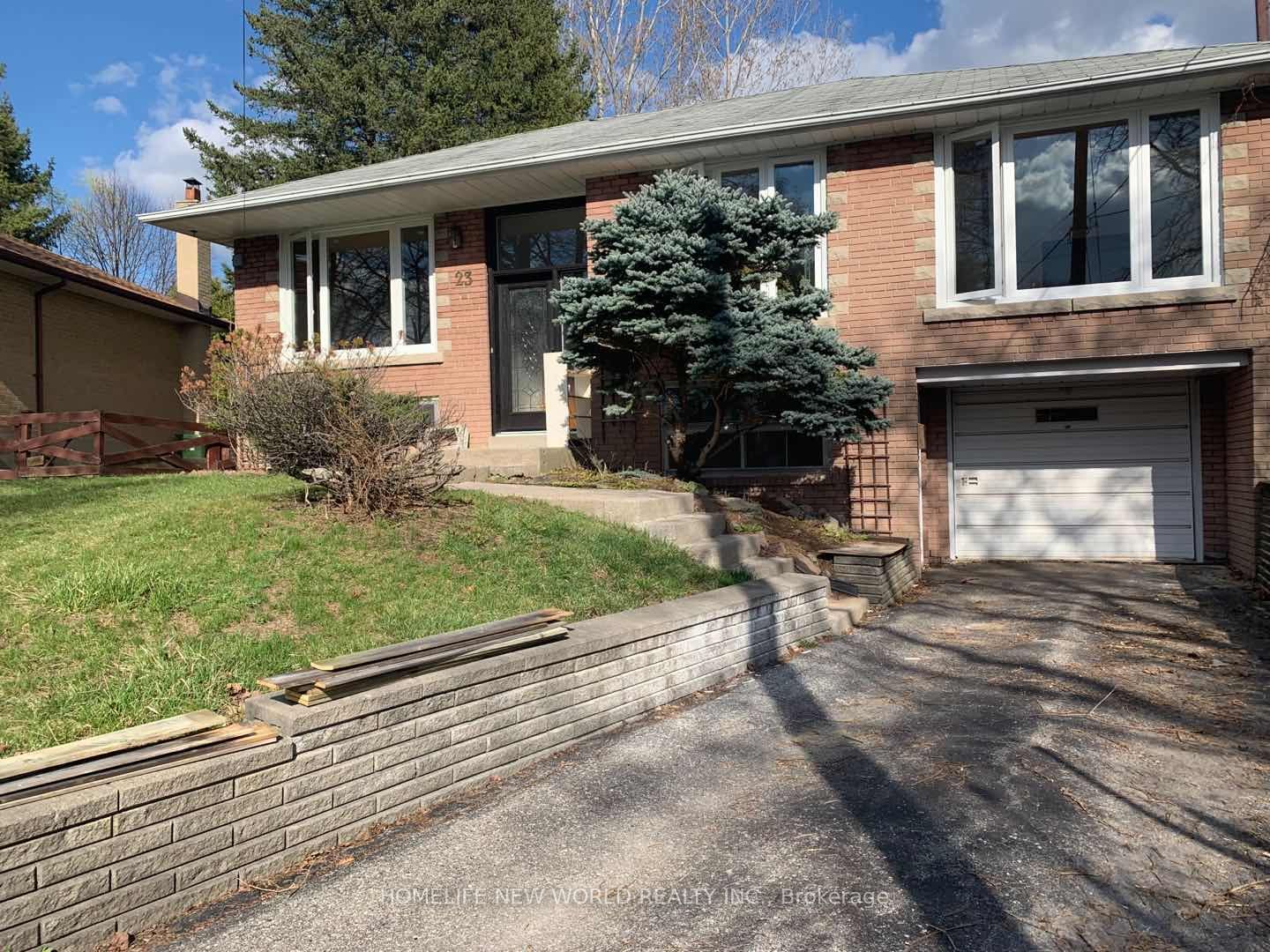 23 Chase Road, Toronto, On M2j 2s1