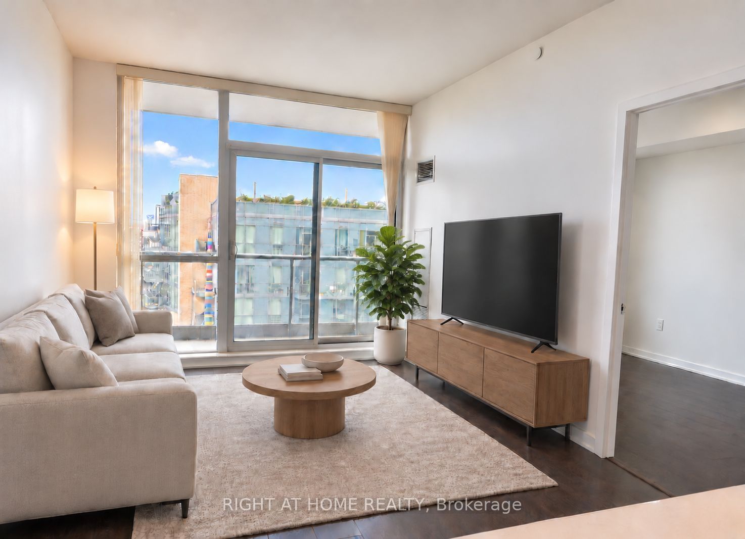 66 Forest Manor Road 404, Toronto, On M2j 0b7