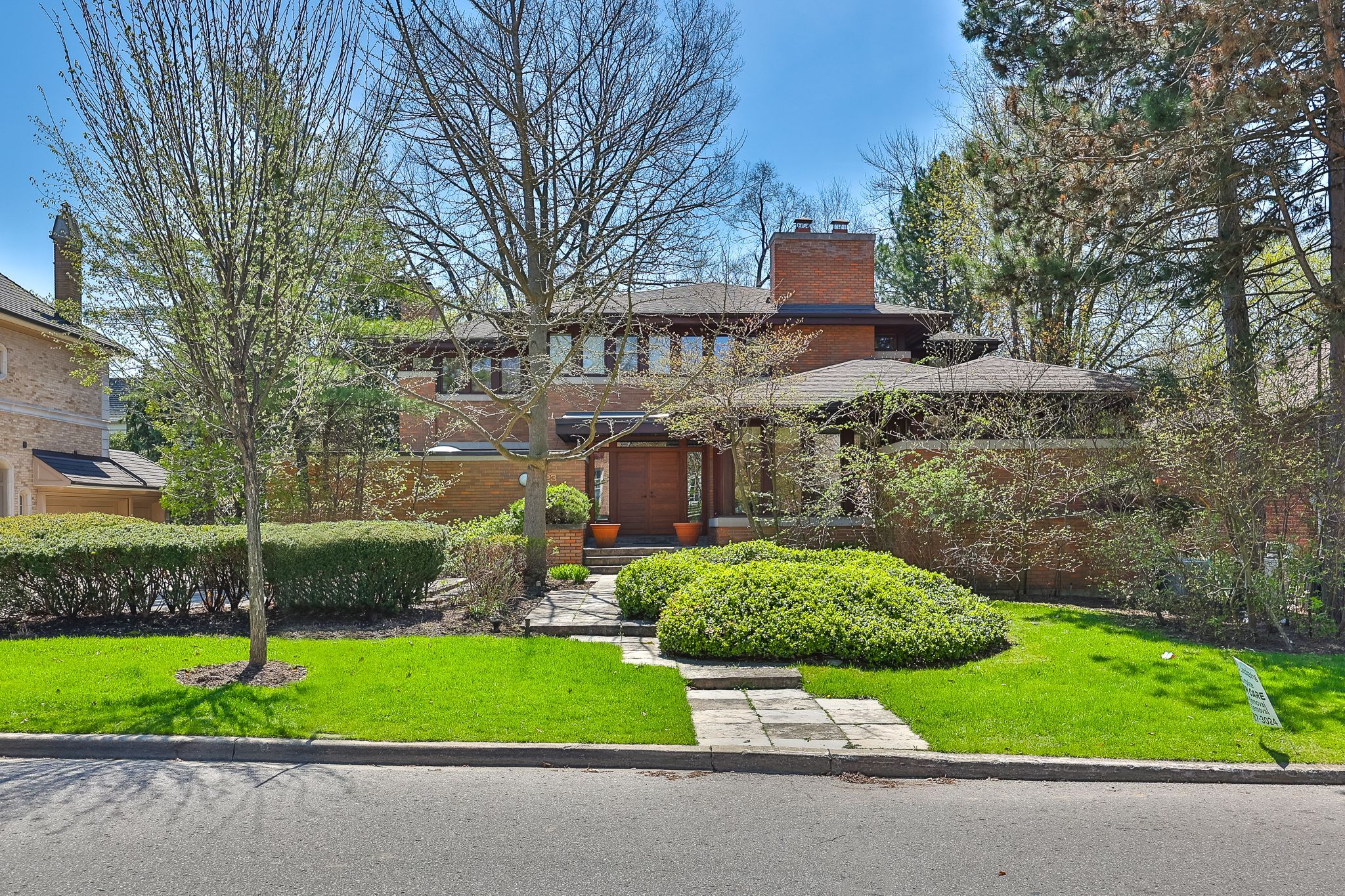 223 Hillhurst Boulevard, Toronto, On M5n 1p3