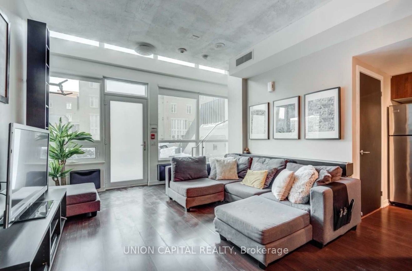 57 East Liberty Street Th1, Toronto, On M6k 3p5