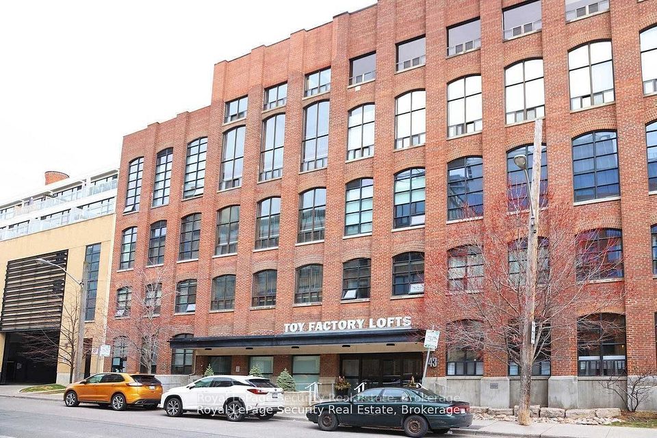 43 Hanna Avenue 208, Toronto, On M6k 1x1