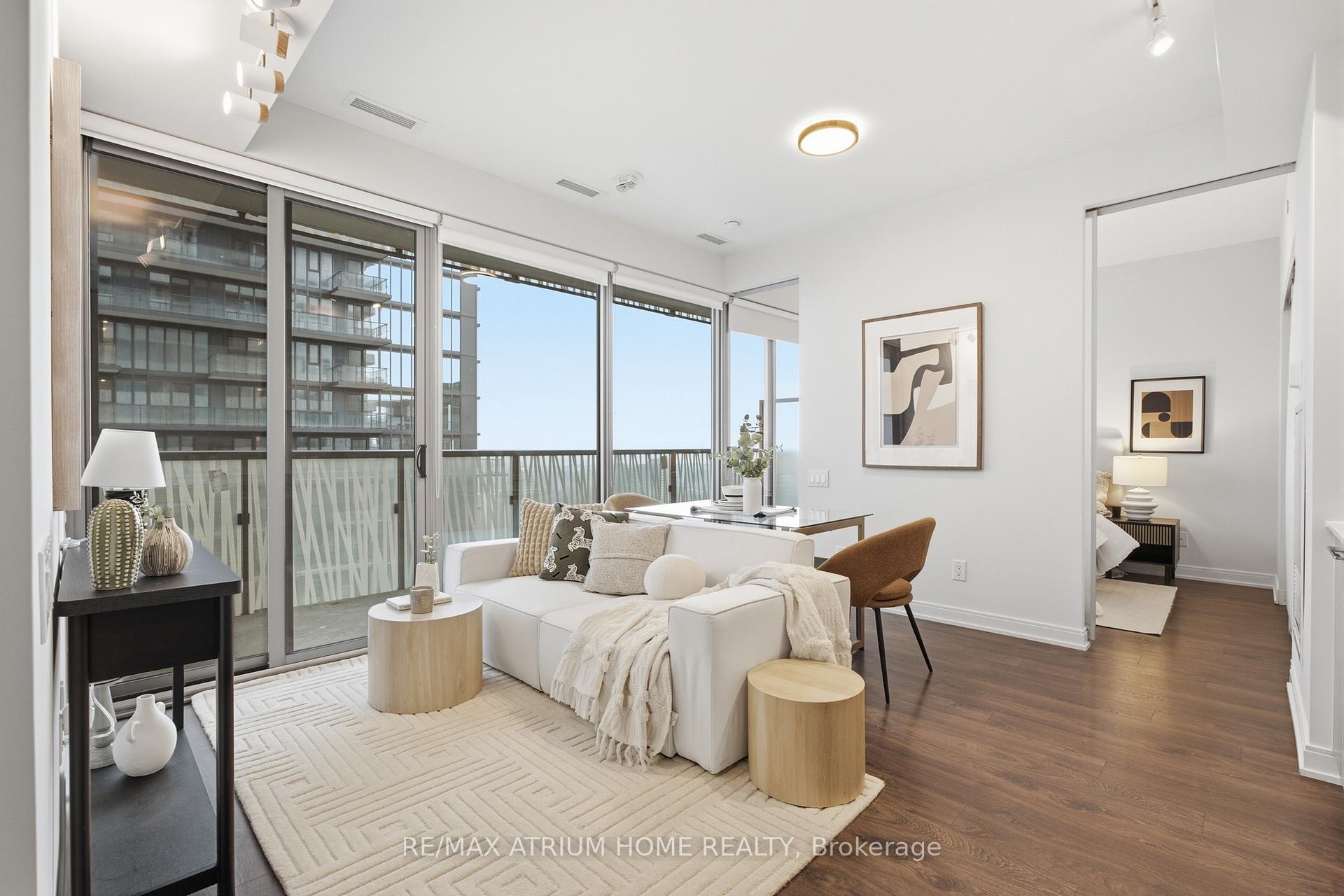 50 Charles Street E 4413, Toronto, On M4y 0c3