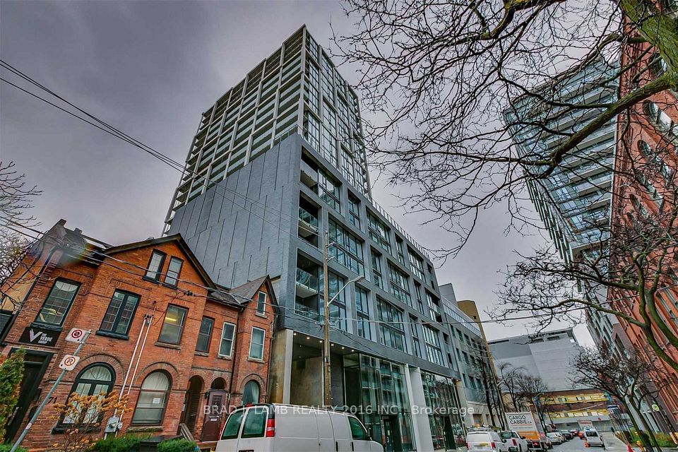 55 Ontario Street 812, Toronto, On M5a 0t8
