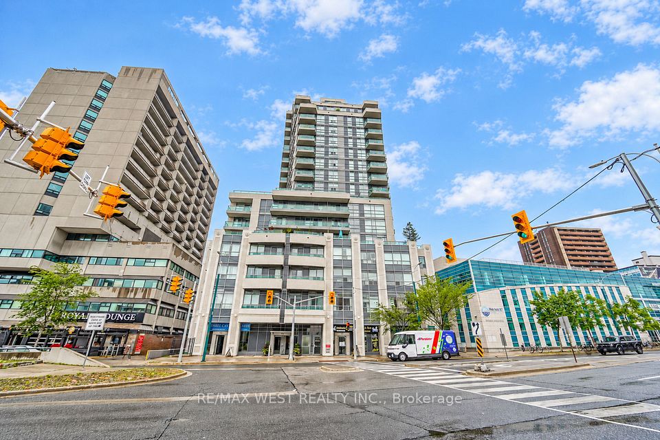 736 Spadina Avenue 1211, Toronto, On M5s 2j6