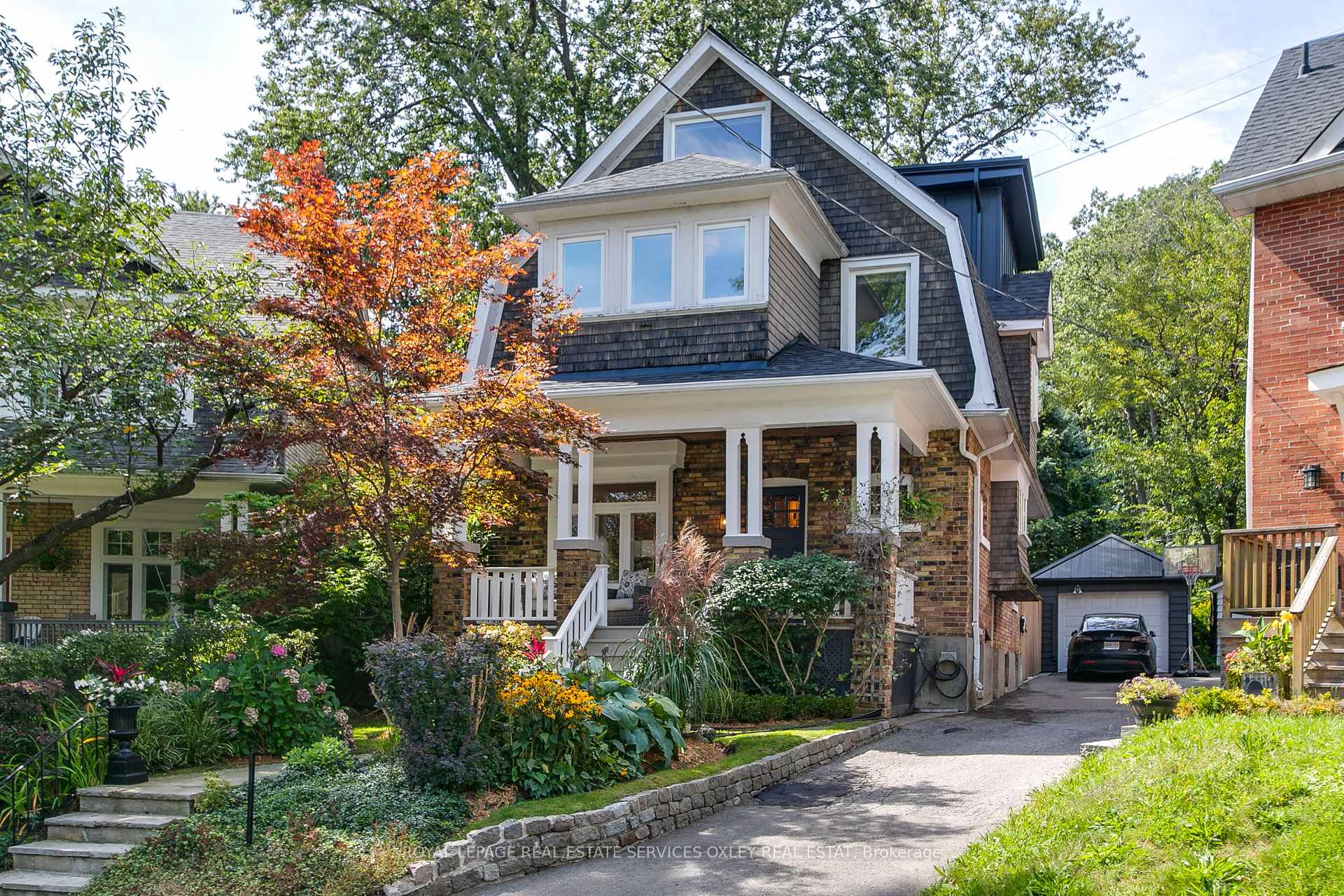 20 Edgewood Crescent, Toronto, On M4w 3a9