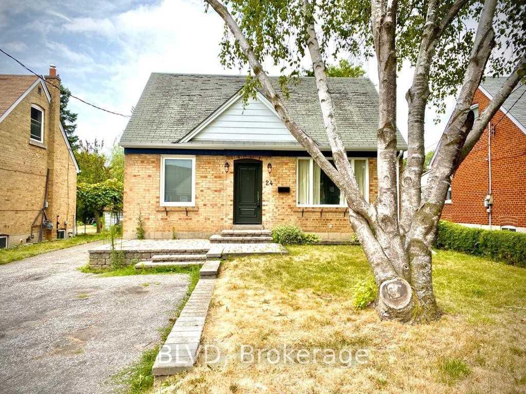 24 Athabaska Avenue, Toronto, On M2m 2t7