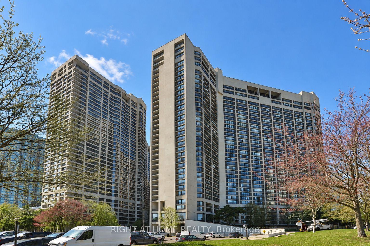 33 Harbour Square 2606, Toronto, On M5j 2g2