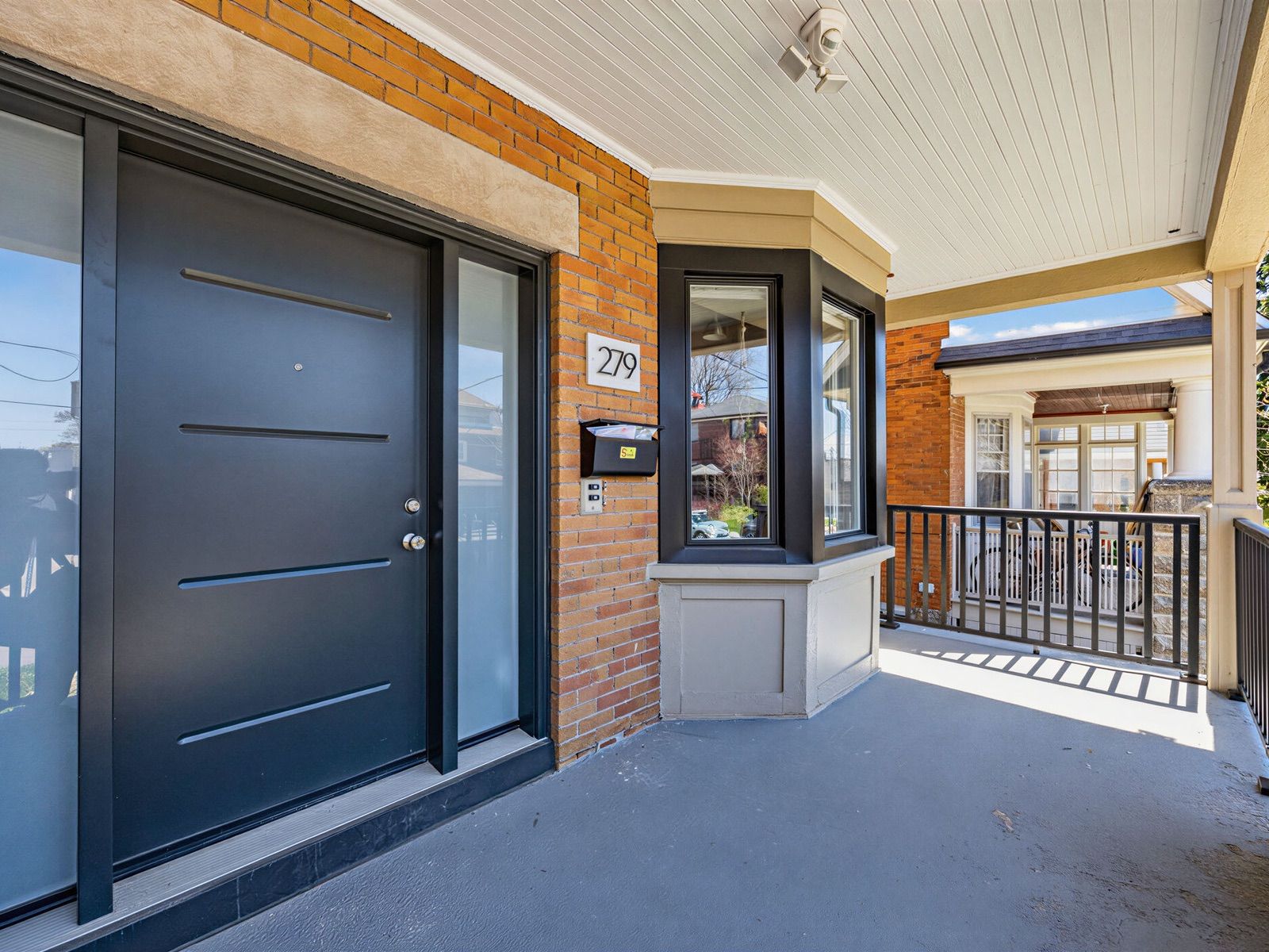 279 Lauder Avenue, Toronto, On M6e 3h5