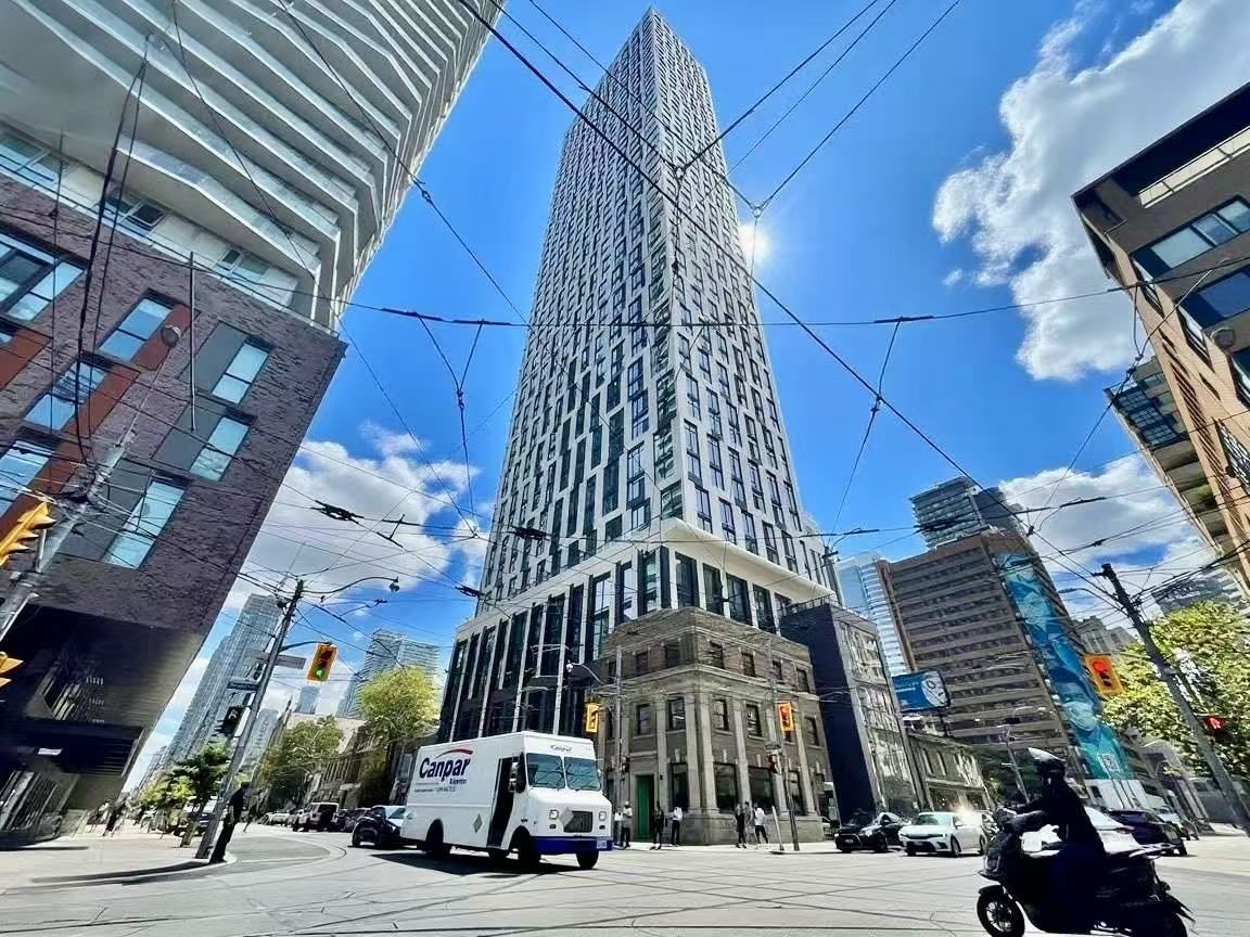 252 E Church Street E 2101, Toronto, On M5b 0e6