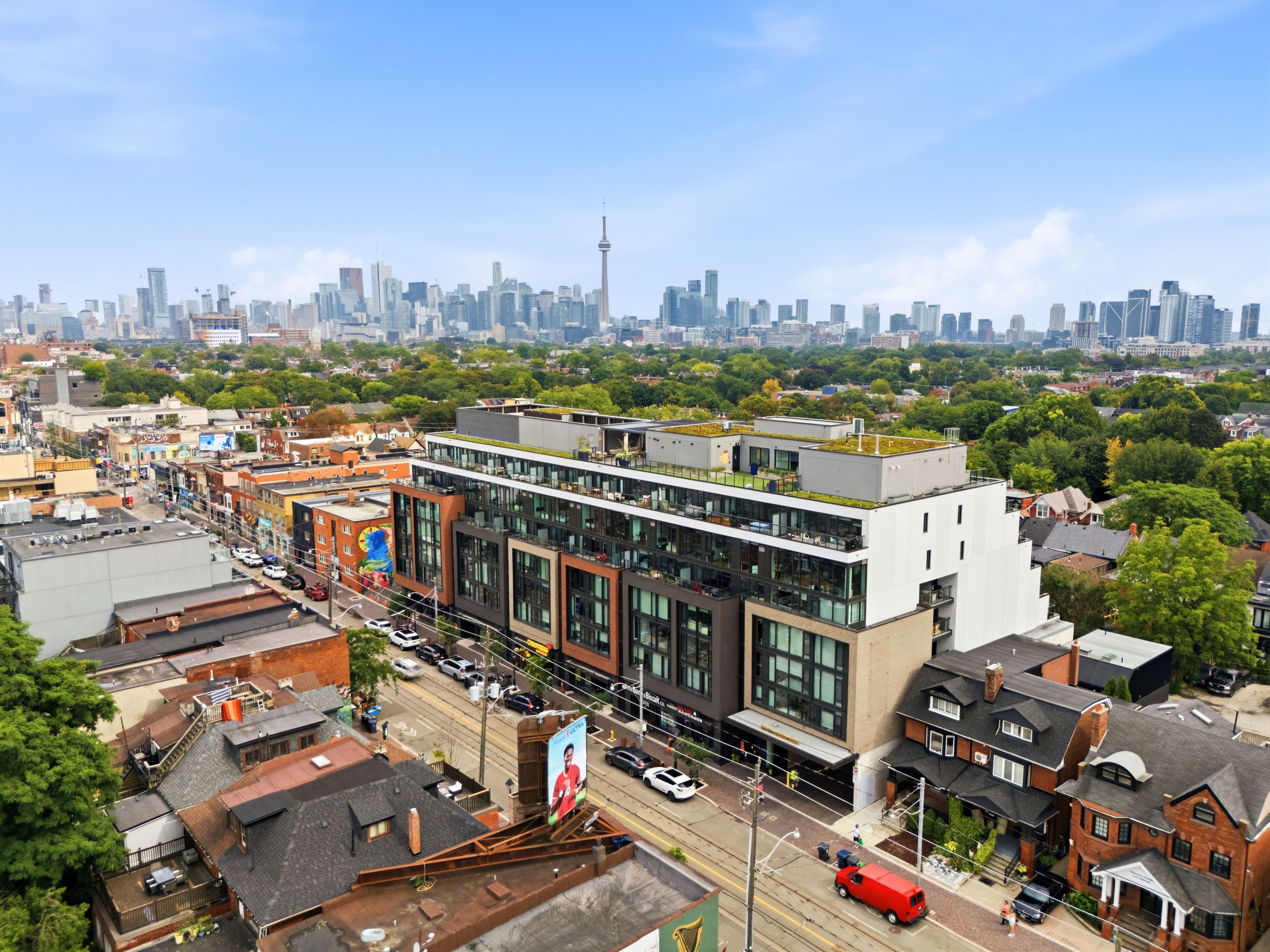899 College Street Ph618, Toronto, On M6h 3p7