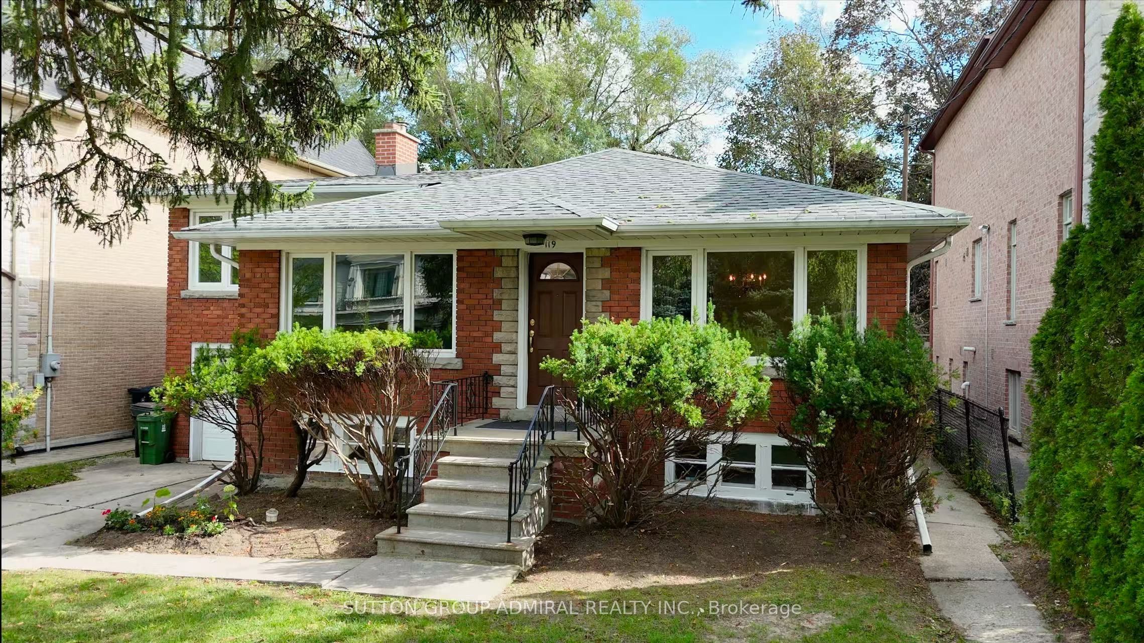 119 Caribou Road, Toronto, On M5n 2b1