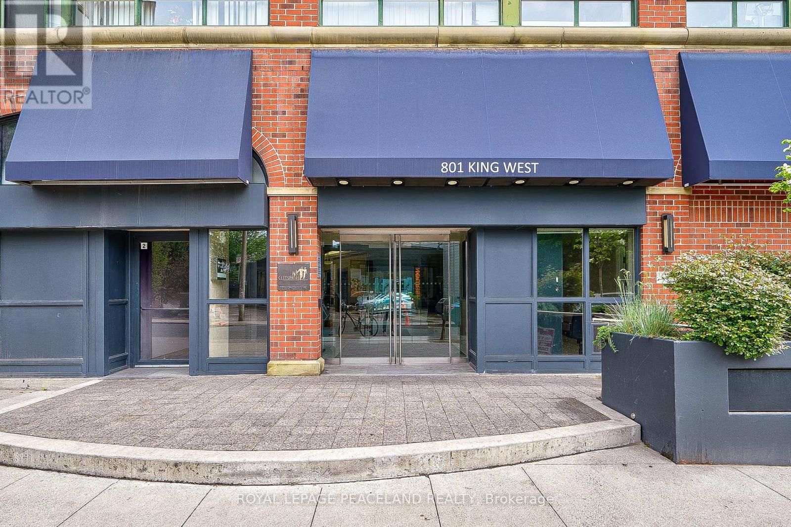 801 King Street W 203, Toronto, On M5v 3c9