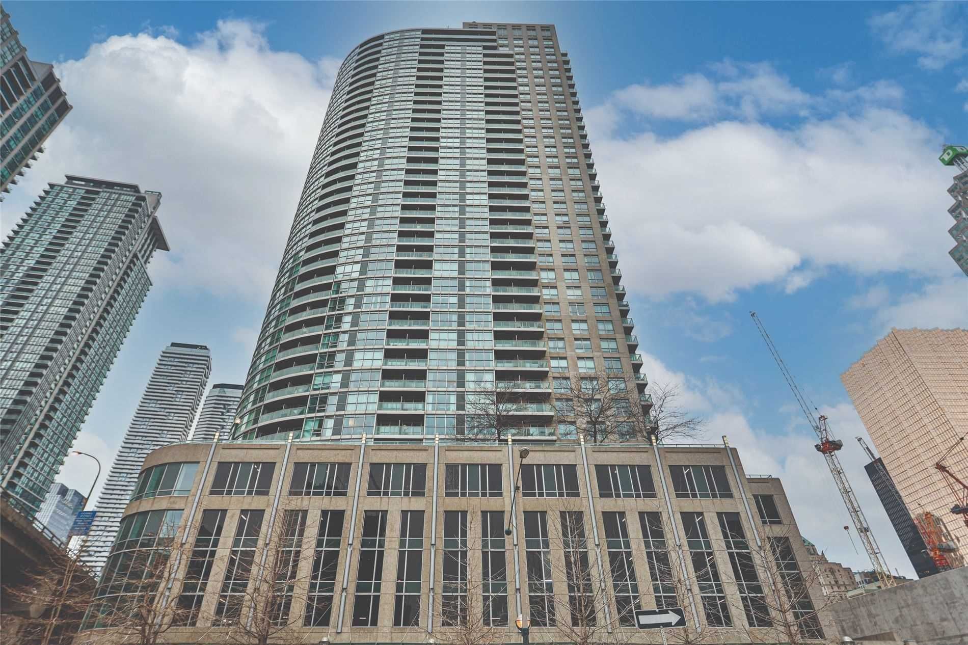 18 Yonge Street 2601, Toronto, On M5e 1z8