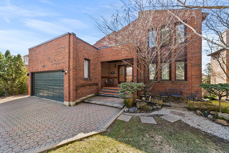 73 Garnier Court, Toronto, On M2m 4c8