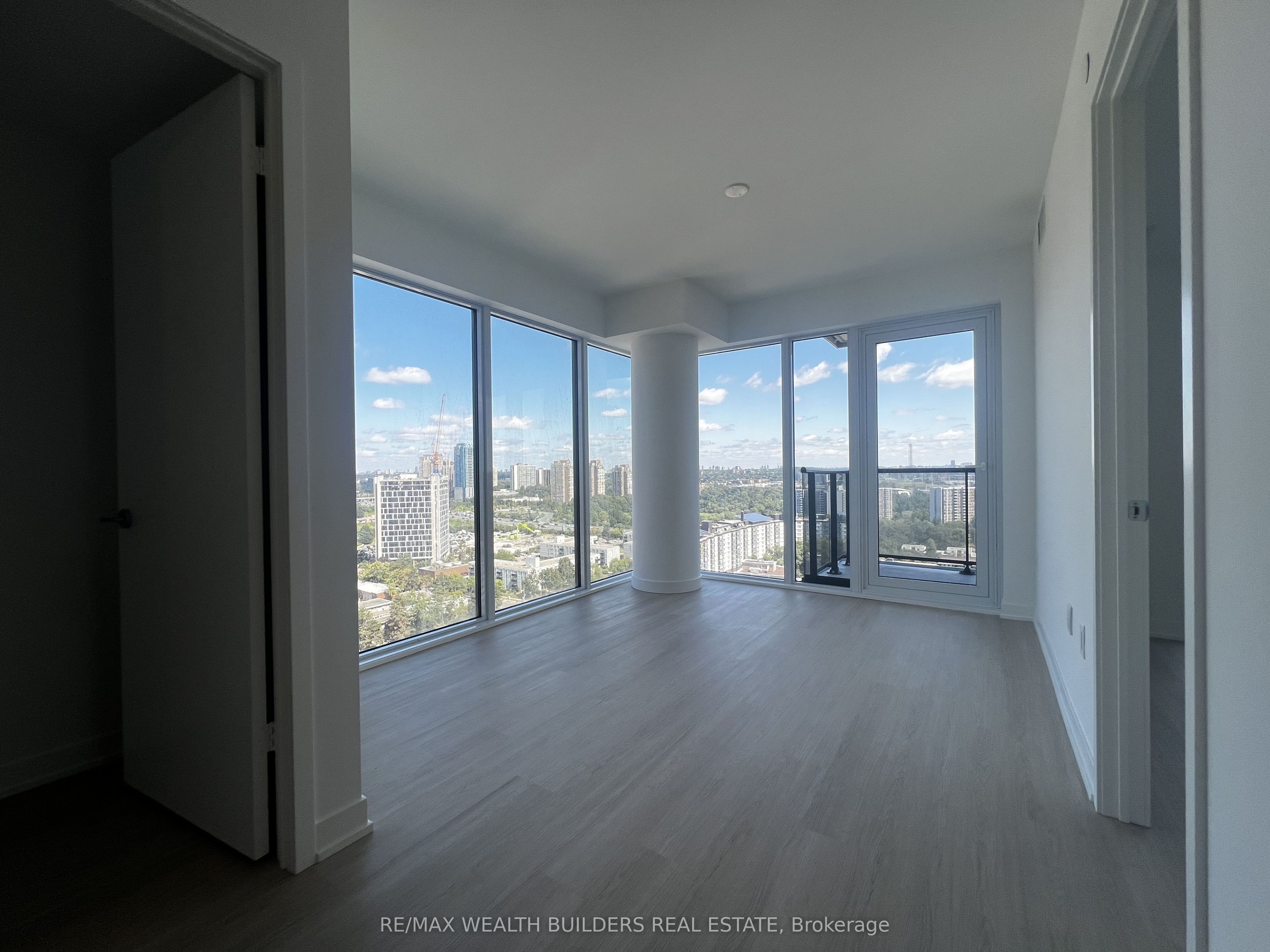 15 David Salomon Drive 2205, Toronto, On M3c 1e7