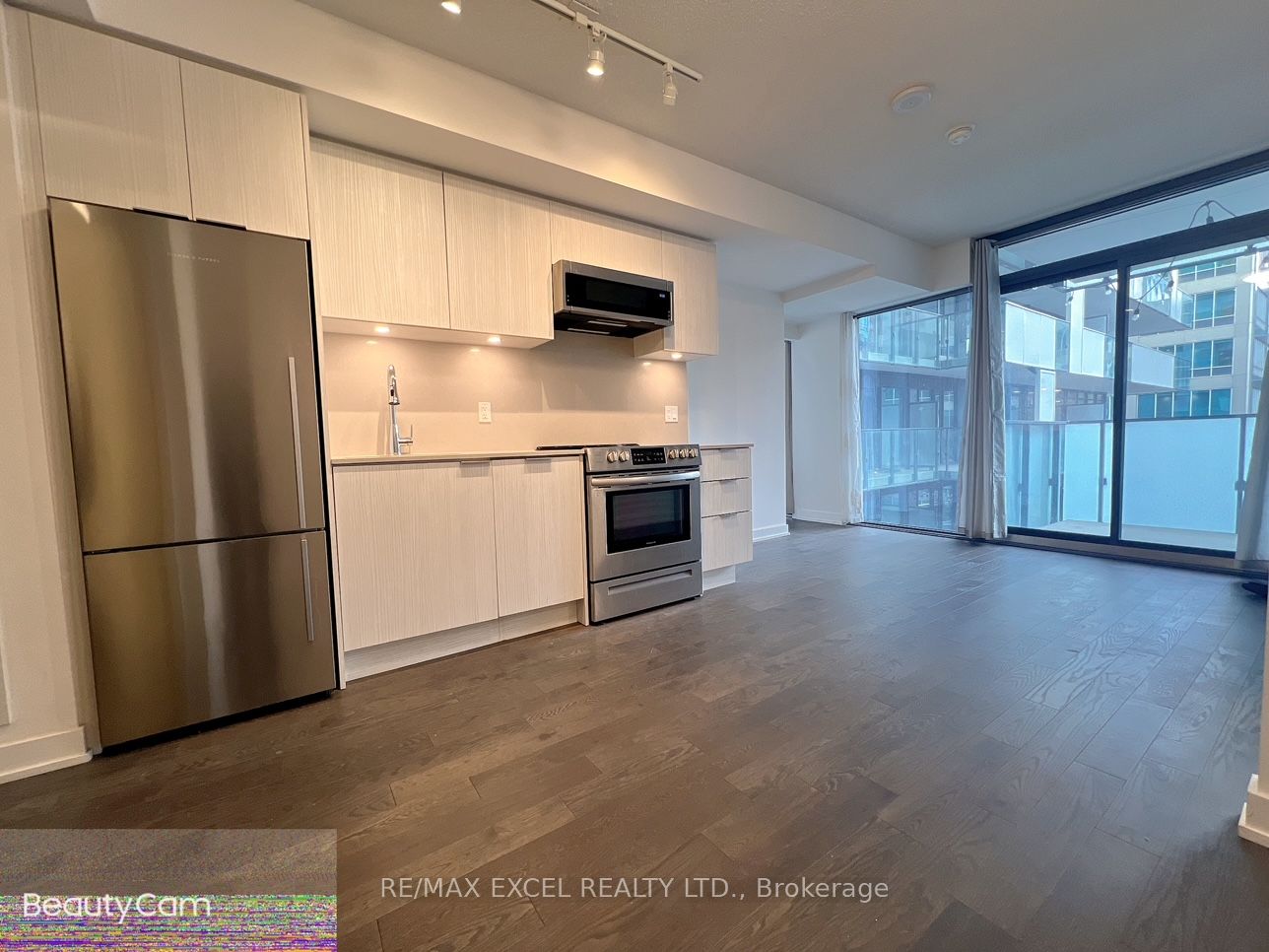 25 Richmond Street E 1008, Toronto, On M5c 0a6