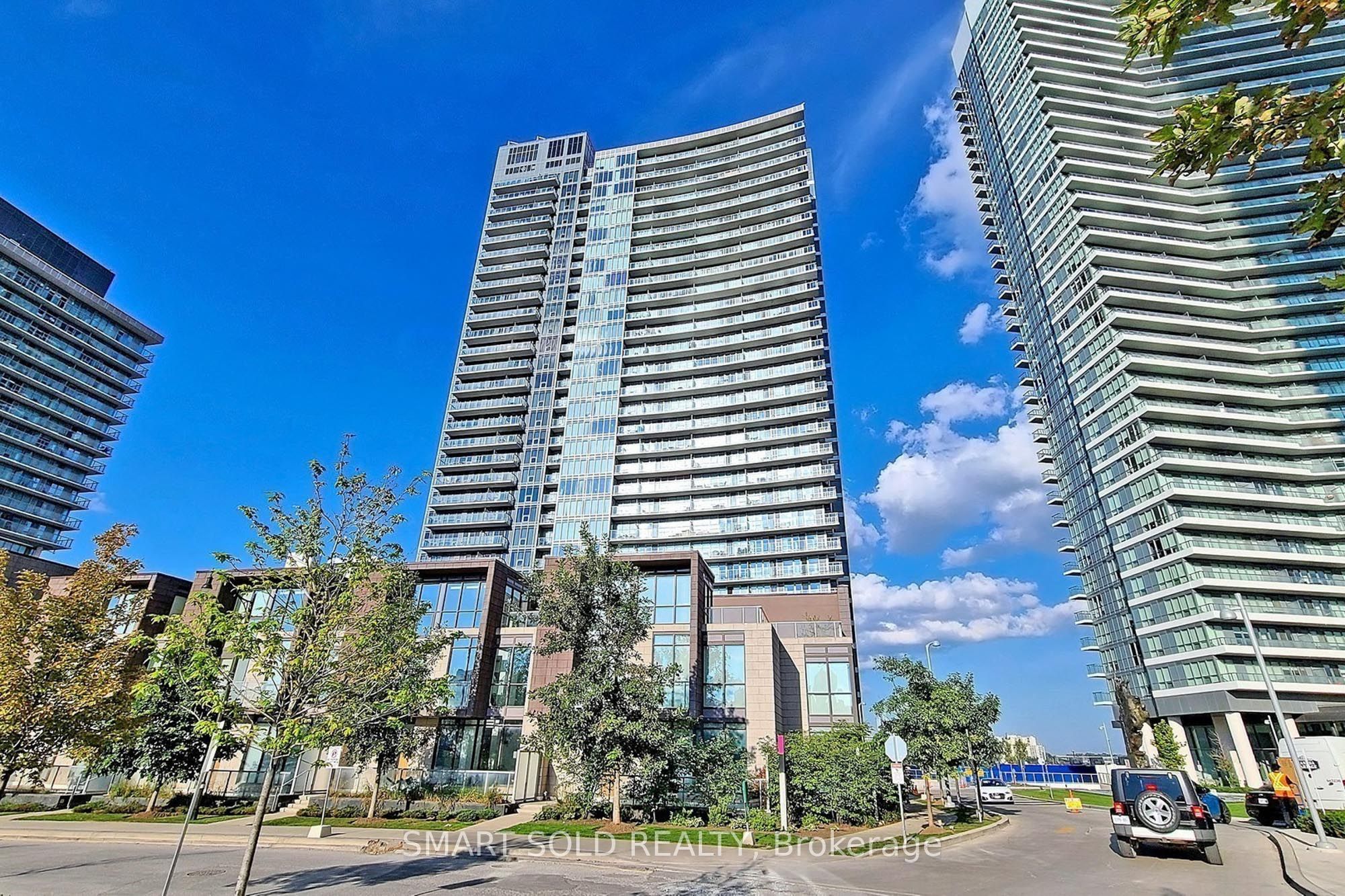121 Mcmahon Drive 3208, Toronto, On M2k 0c1