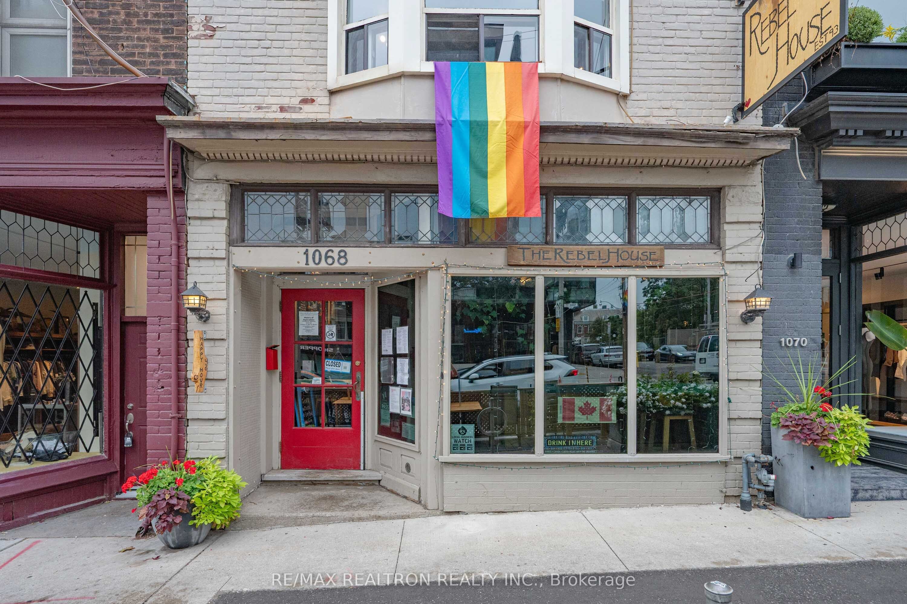 1068 Yonge Street, Toronto, On M4w 2l4