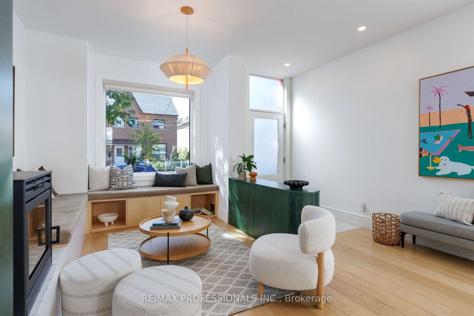 69 Sheridan Avenue, Toronto, On M6k 2g8