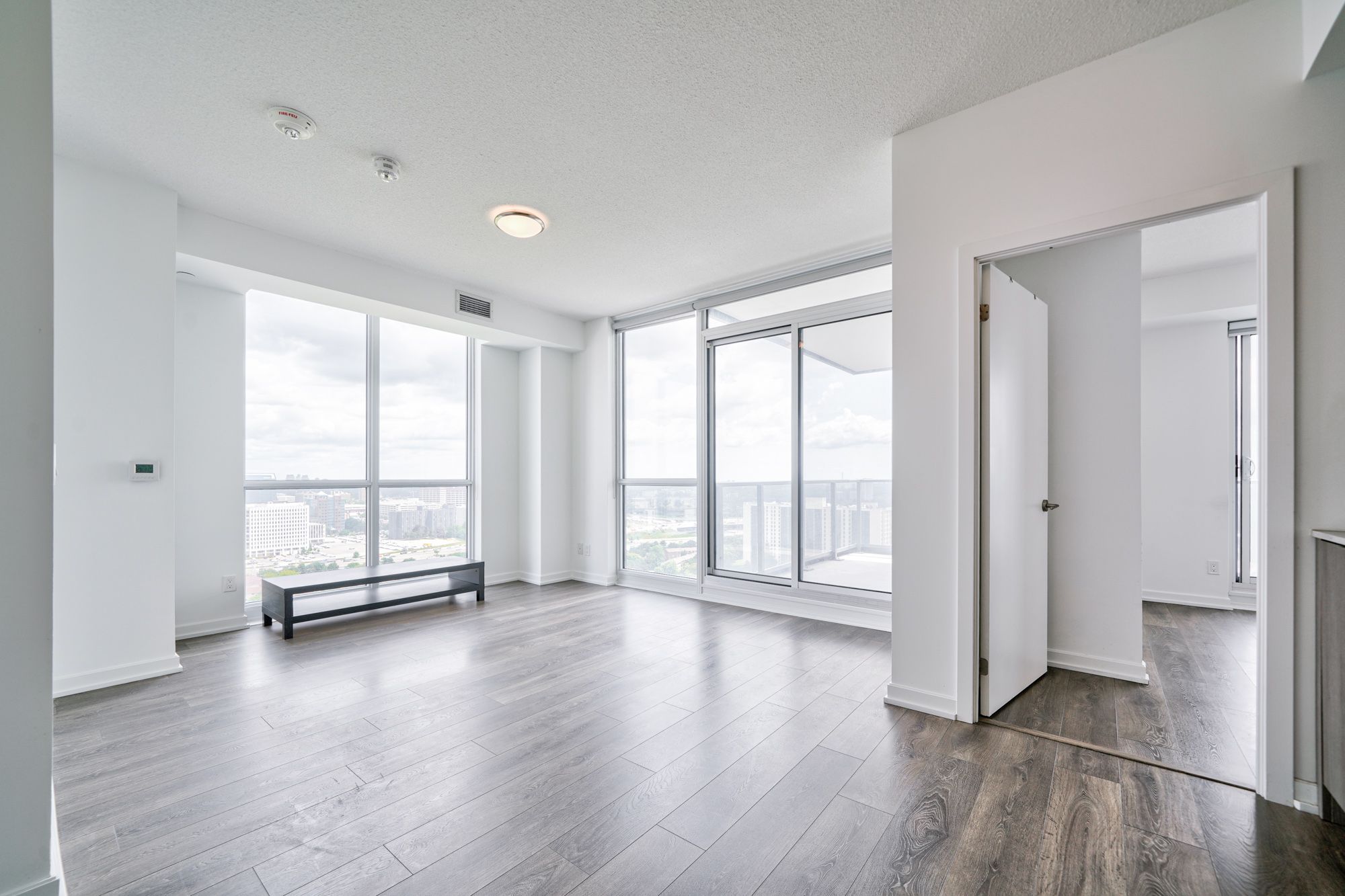 32 Forest Manor Road 2208, Toronto, On M2j 0h2